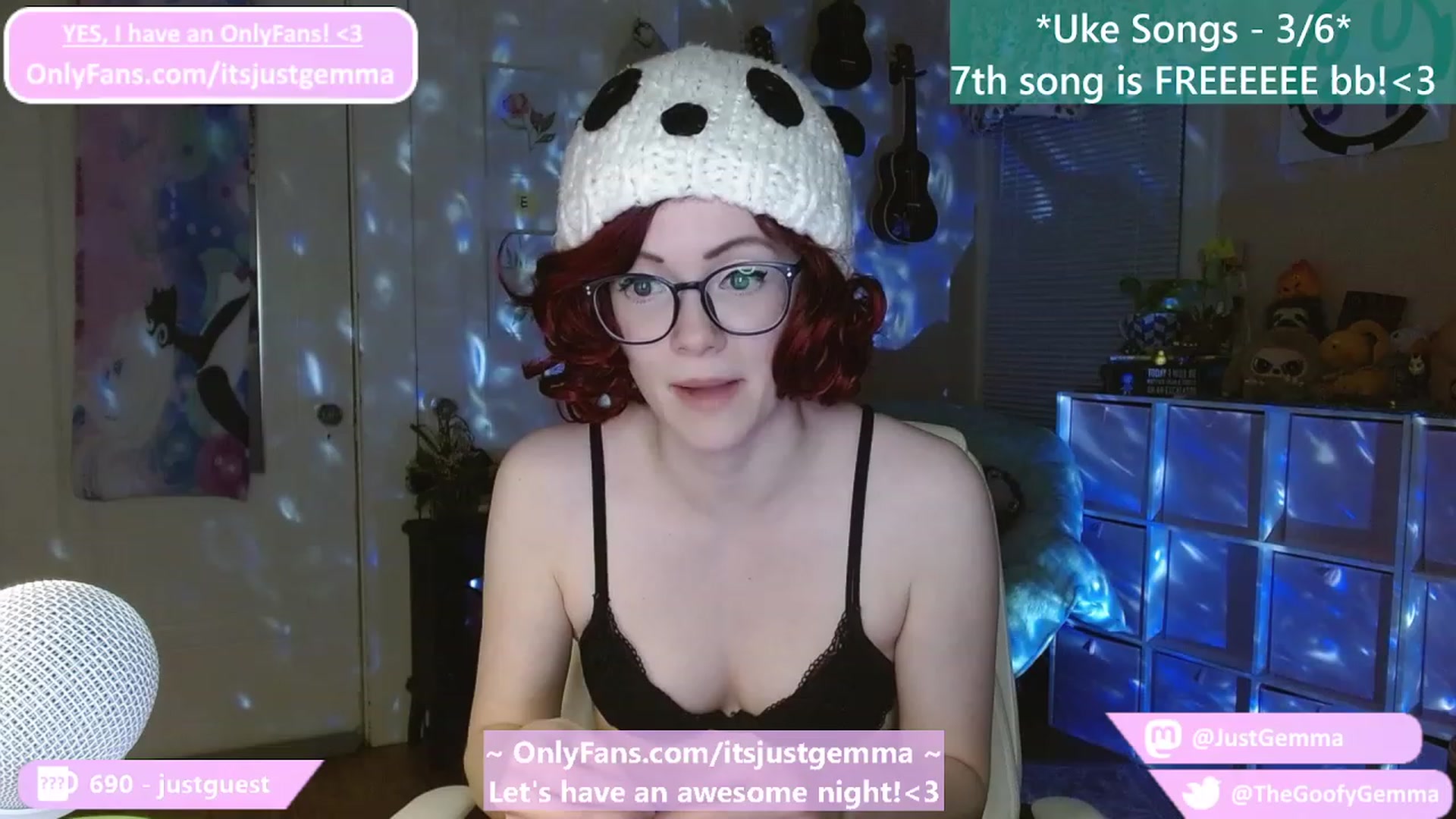 Gallery image thumbnail from JustGemma's myfreecams stream on, 05/20/2023, 02:07 image 11 of 20