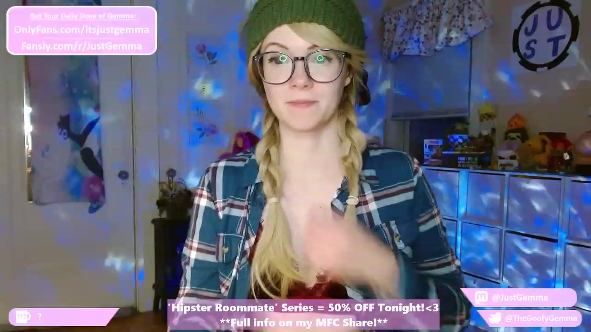 Gallery image thumbnail from JustGemma's myfreecams stream on, 10/03/2023, 01:33 image 1 of 20