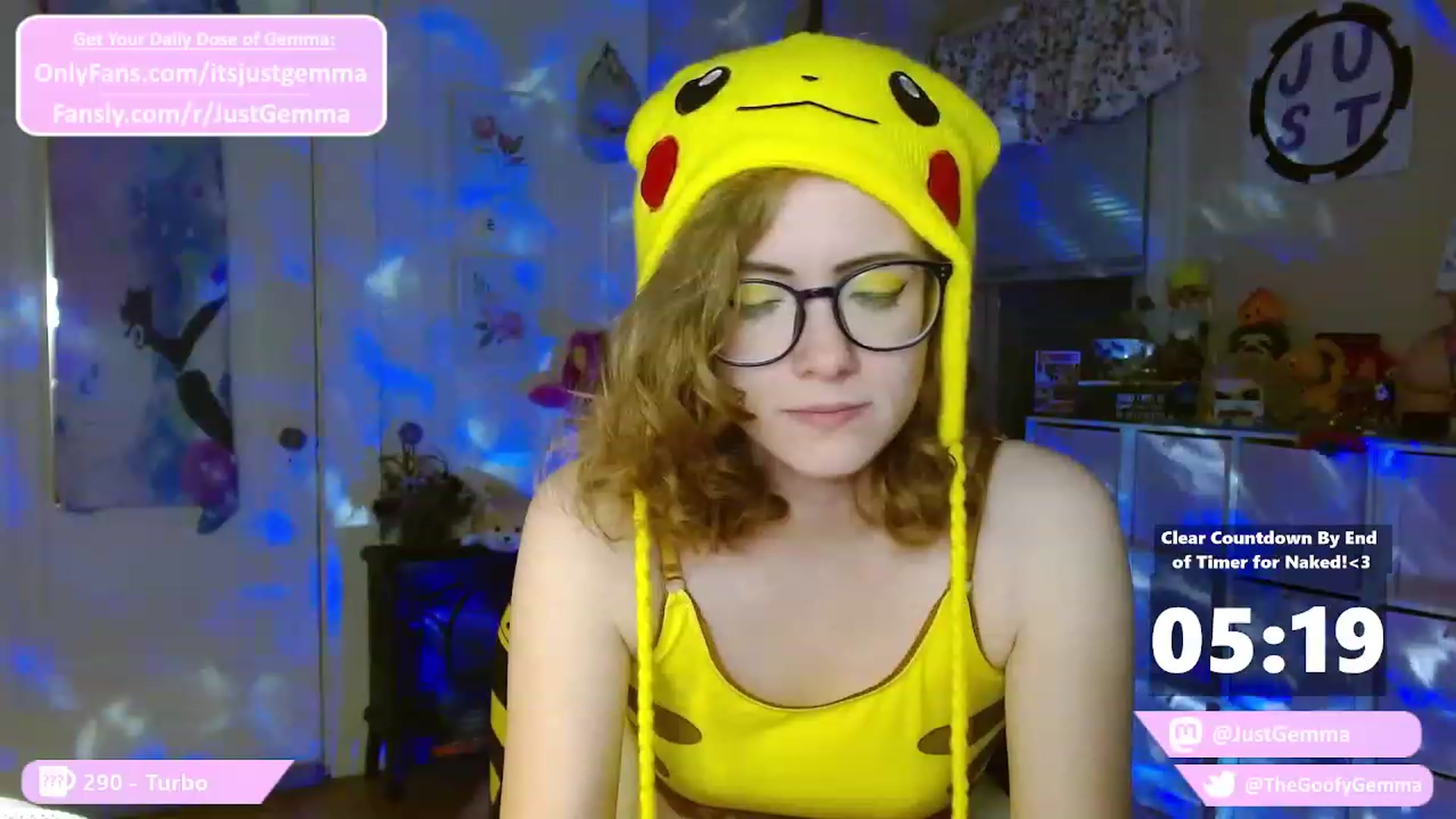 Gallery image thumbnail from JustGemma's myfreecams stream on, 10/10/2023, 01:33 image 19 of 20