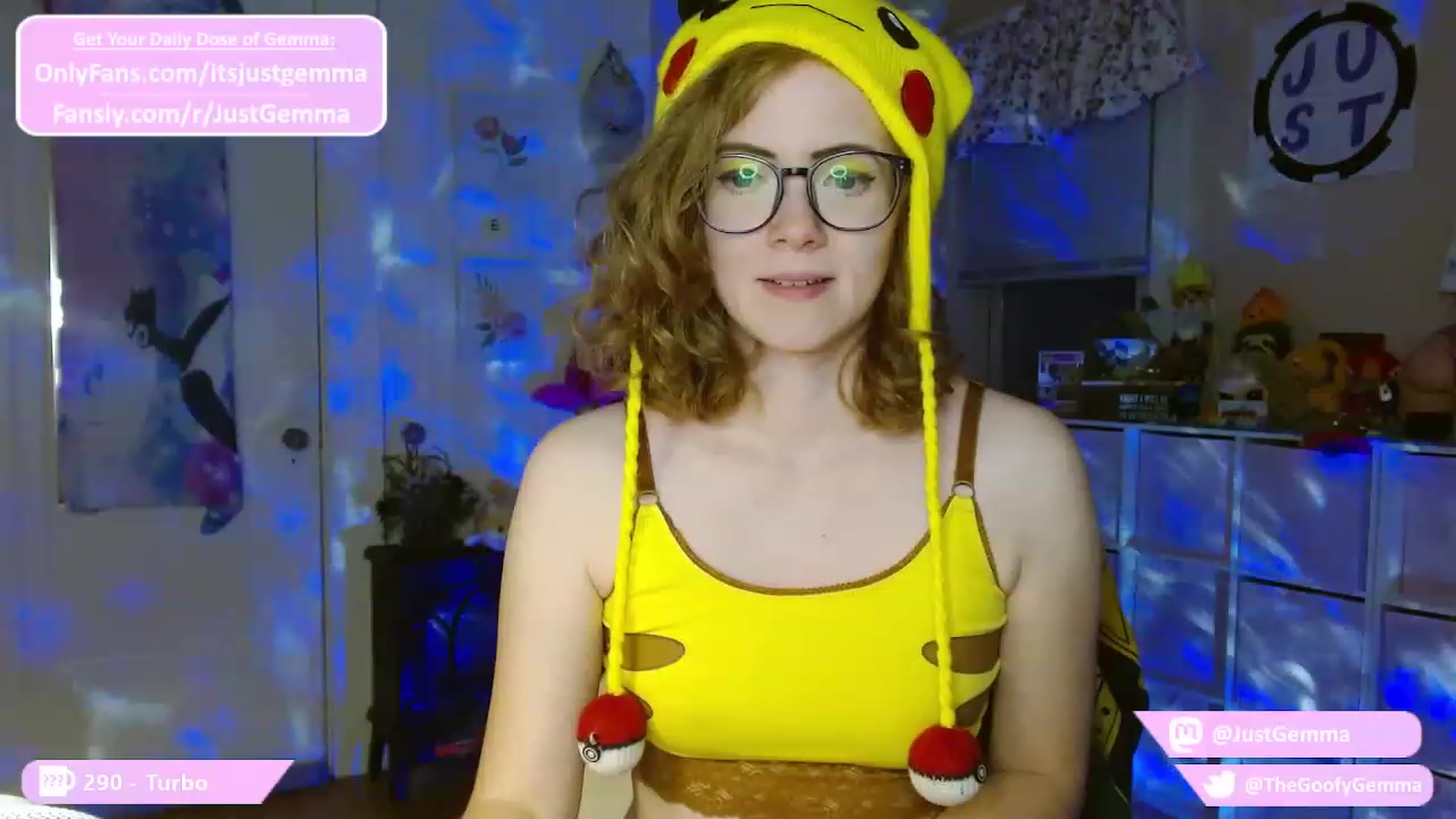 Gallery image thumbnail from JustGemma's myfreecams stream on, 10/10/2023, 01:33 image 9 of 20