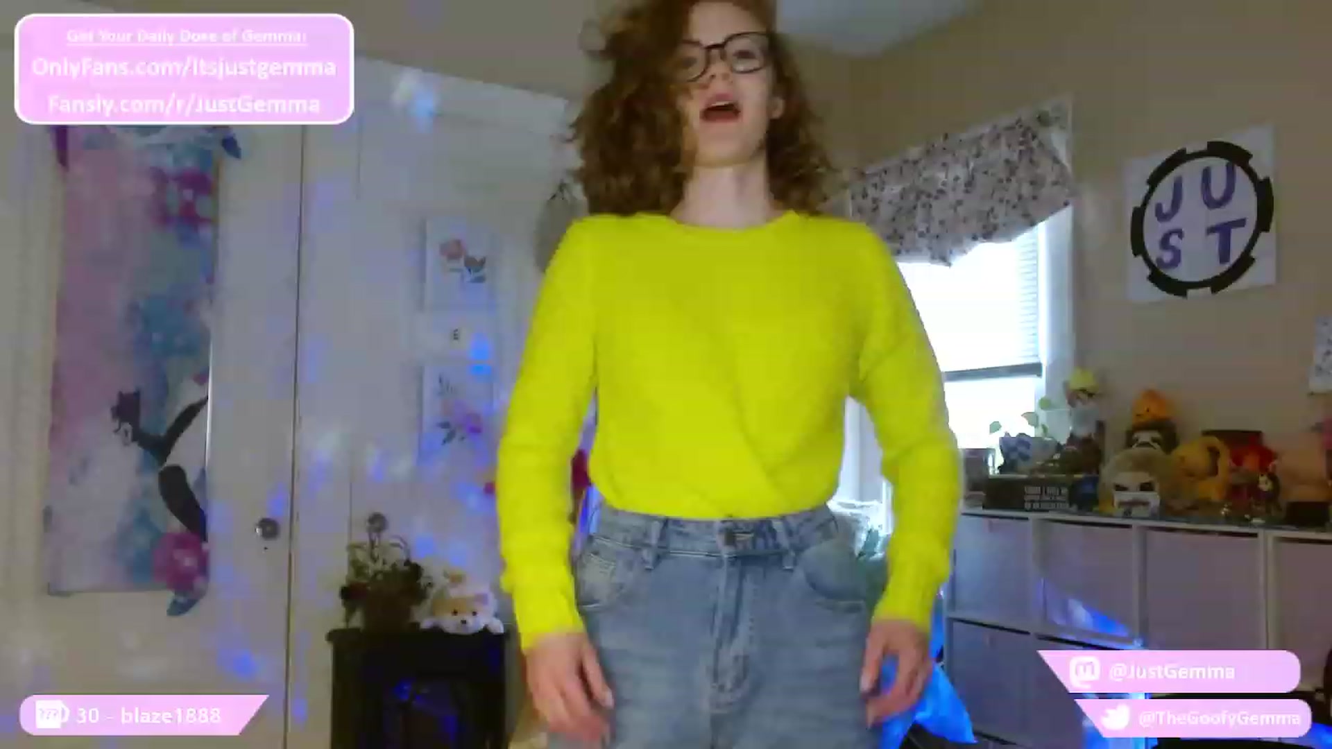 Gallery image thumbnail from JustGemma's myfreecams stream on, 10/10/2023, 16:46 image 15 of 20