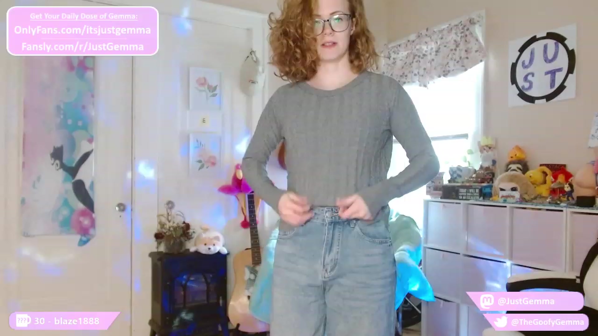Gallery image thumbnail from JustGemma's myfreecams stream on, 10/10/2023, 16:46 image 13 of 20
