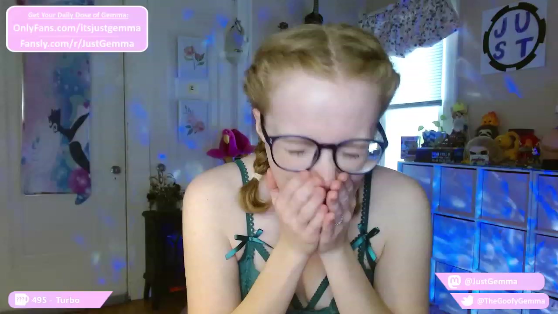 Gallery image thumbnail from JustGemma's myfreecams stream on, 10/17/2023, 17:01 image 1 of 20