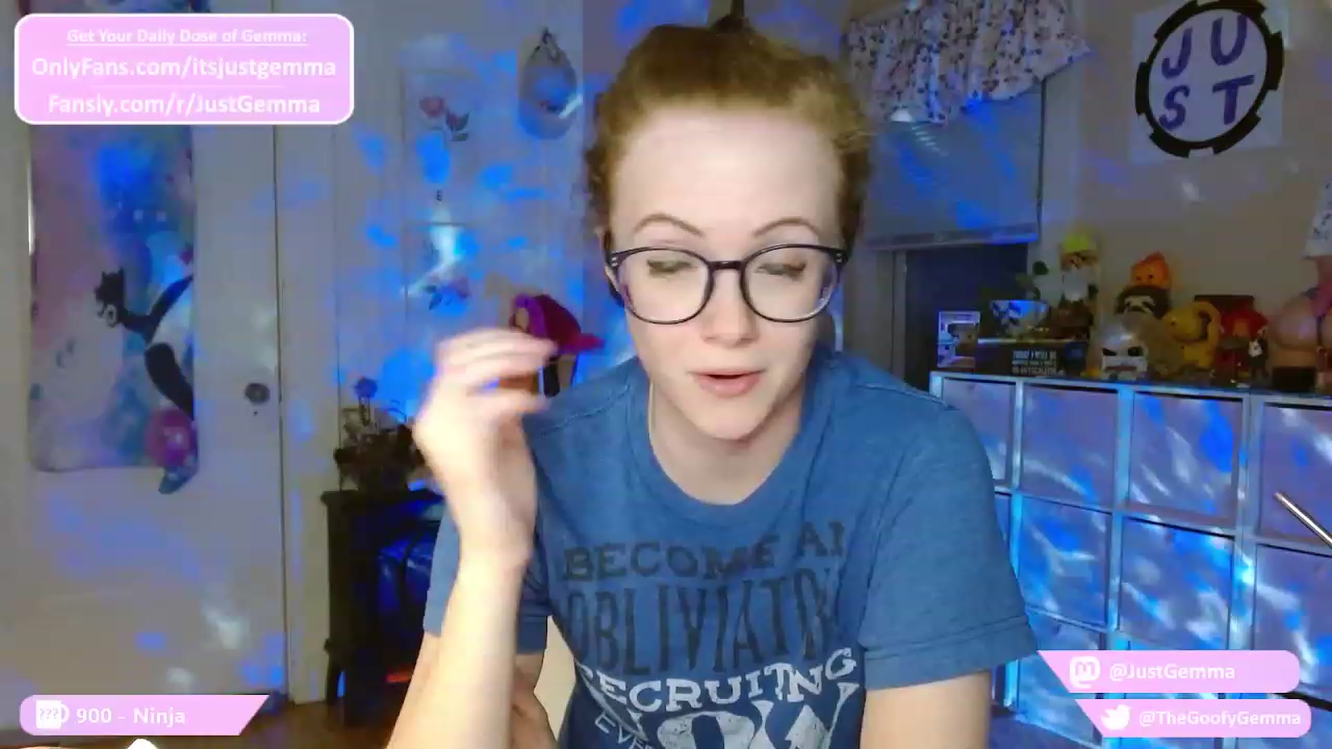 Gallery image thumbnail from JustGemma's myfreecams stream on, 10/21/2023, 02:04 image 19 of 20