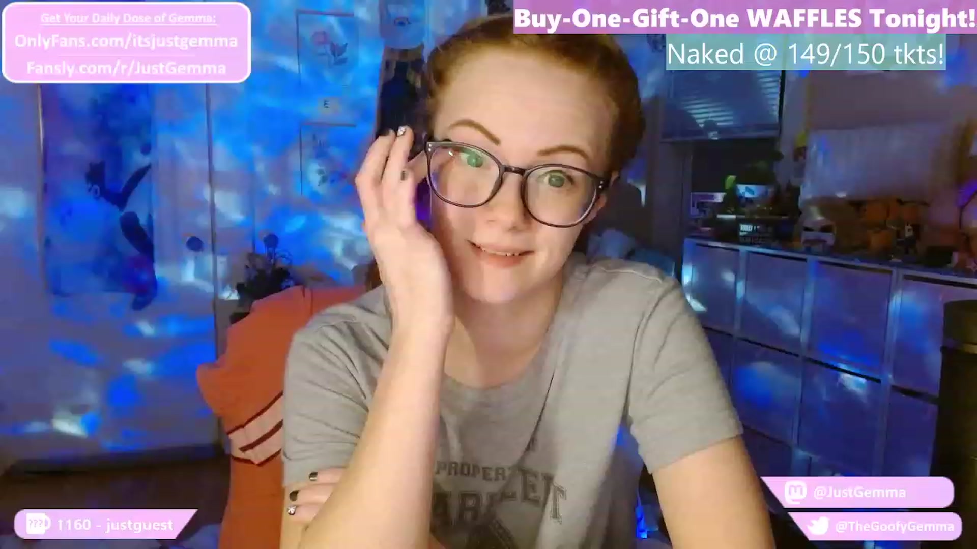 Gallery image thumbnail from JustGemma's myfreecams stream on, 11/14/2023, 03:03 image 8 of 20