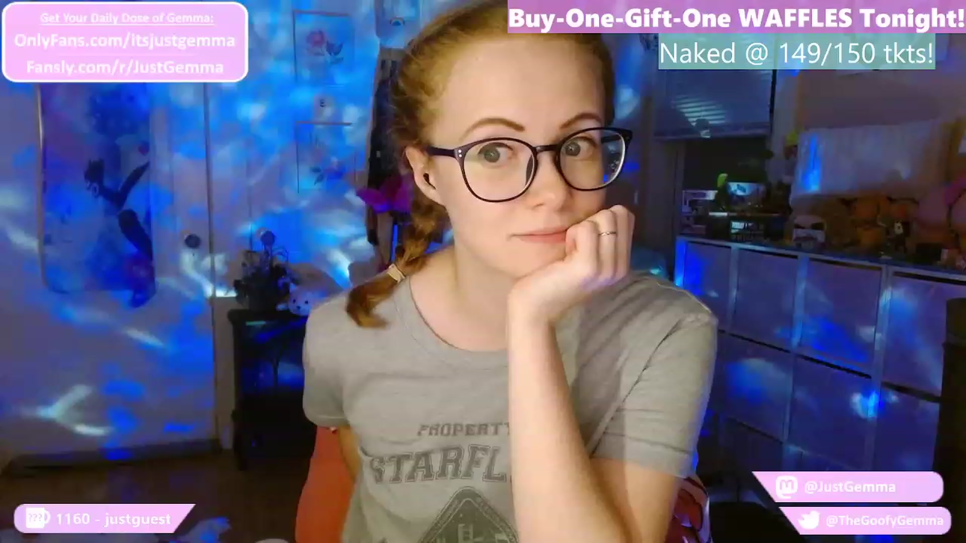 Gallery image thumbnail from JustGemma's myfreecams stream on, 11/14/2023, 03:03 image 4 of 20