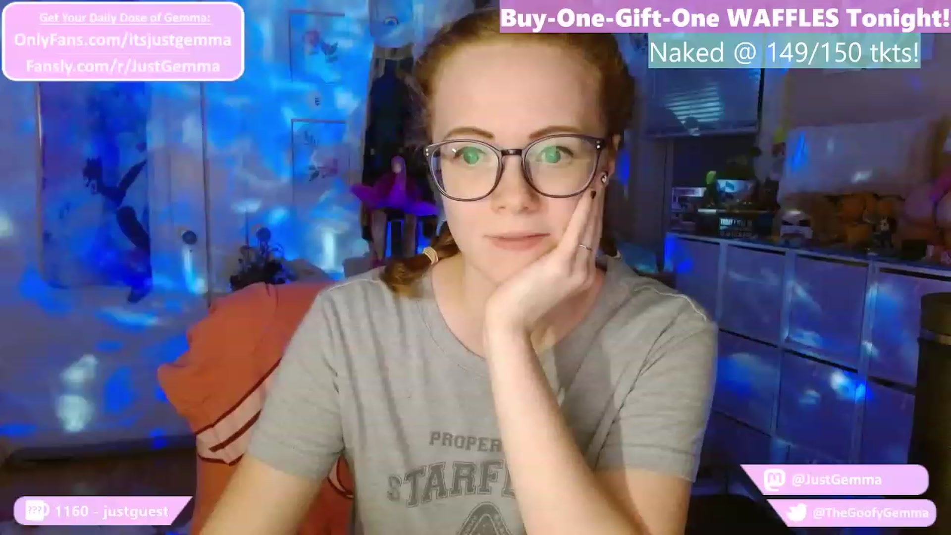 Gallery image thumbnail from JustGemma's myfreecams stream on, 11/14/2023, 03:03 image 10 of 20