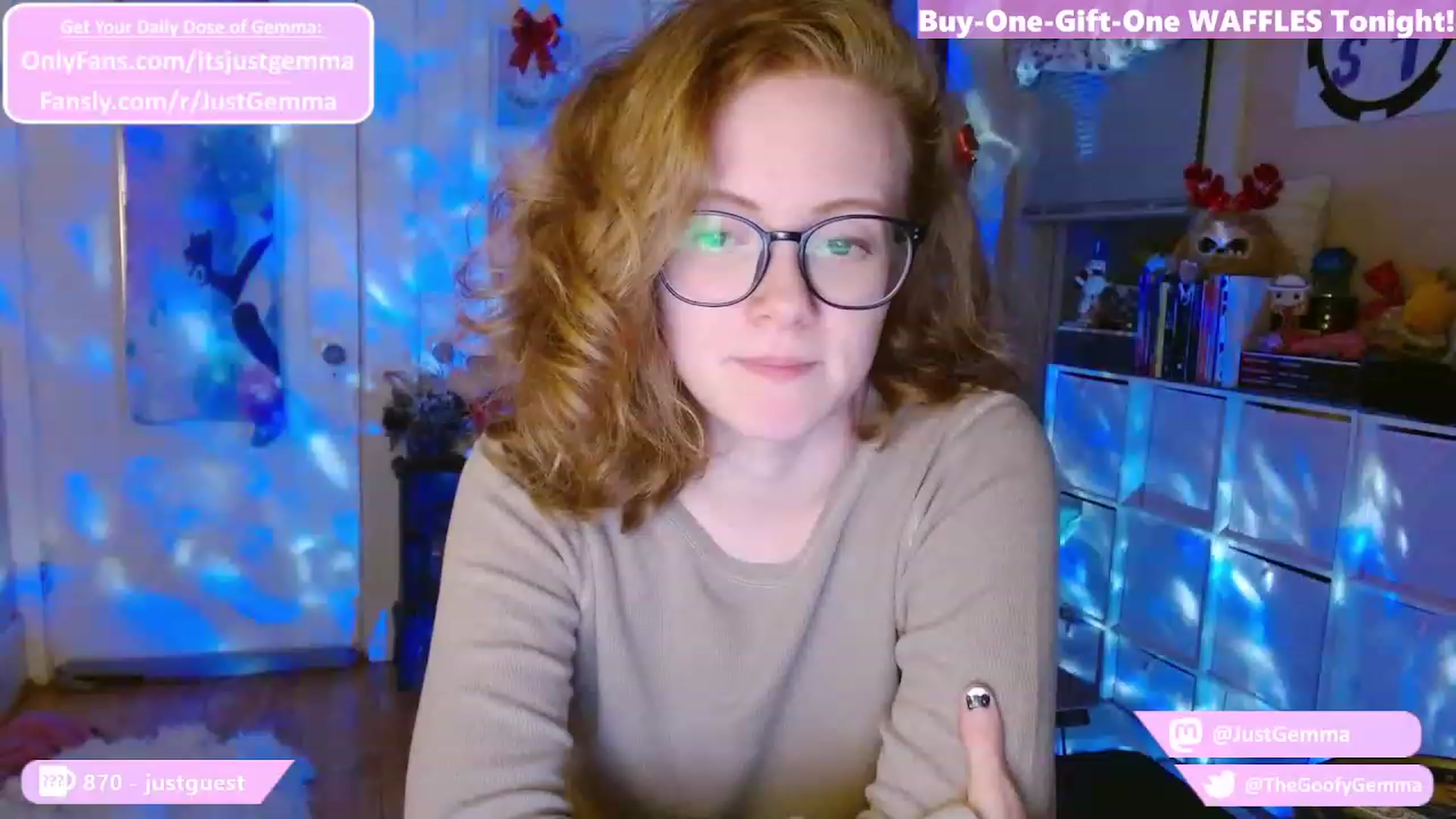 Gallery image thumbnail from JustGemma's myfreecams stream on, 11/28/2023, 03:02 image 19 of 20