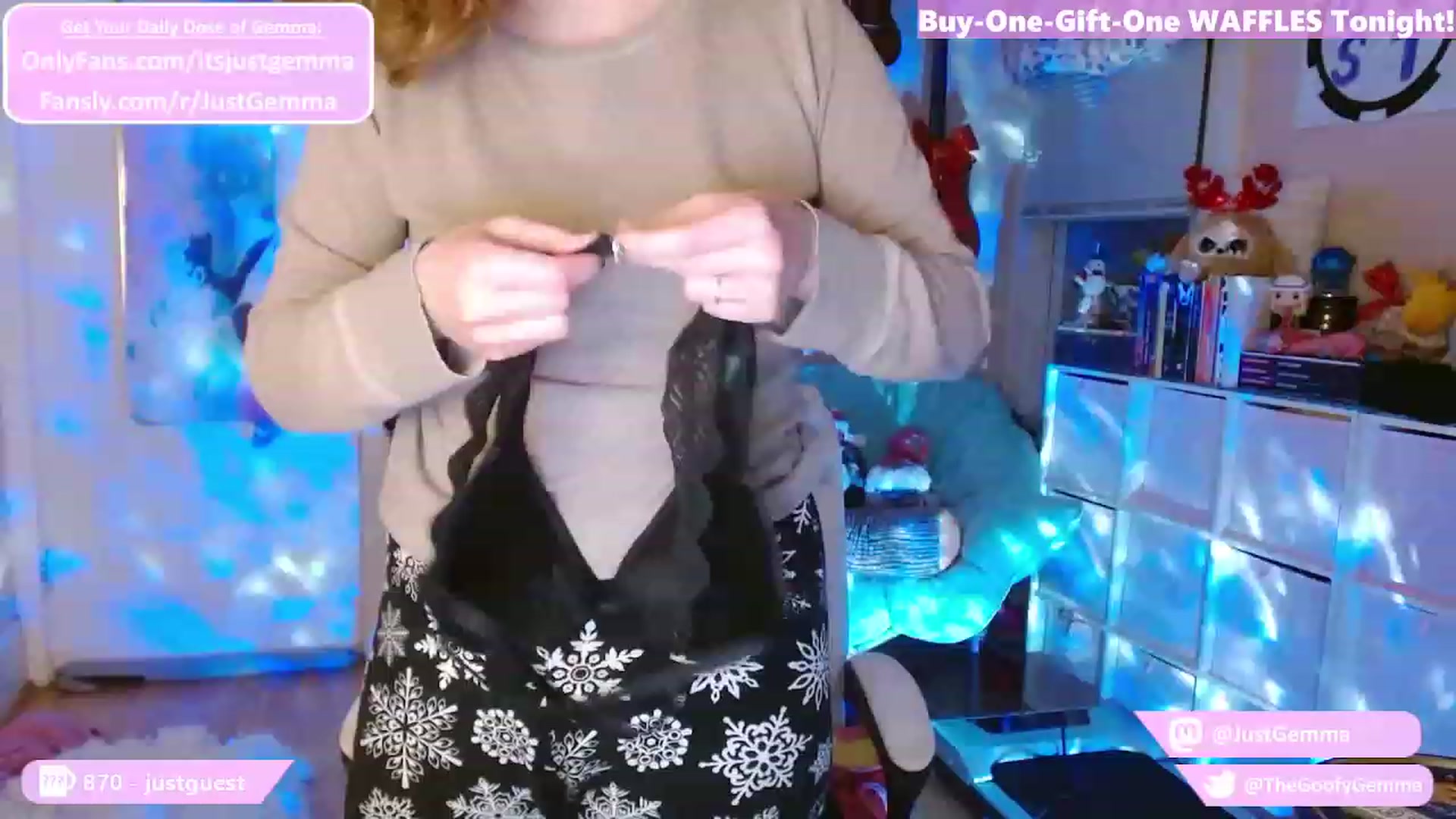 Gallery image thumbnail from JustGemma's myfreecams stream on, 11/28/2023, 03:02 image 16 of 20