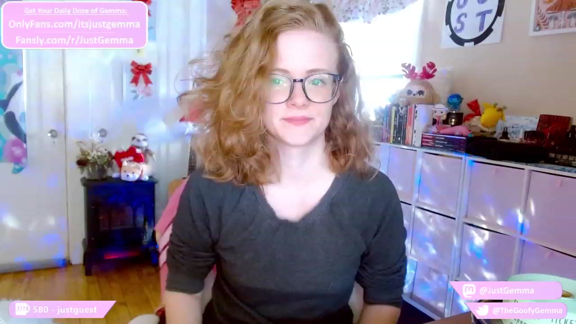 Gallery image thumbnail from JustGemma's myfreecams stream on, 11/29/2023, 18:00 image 16 of 20