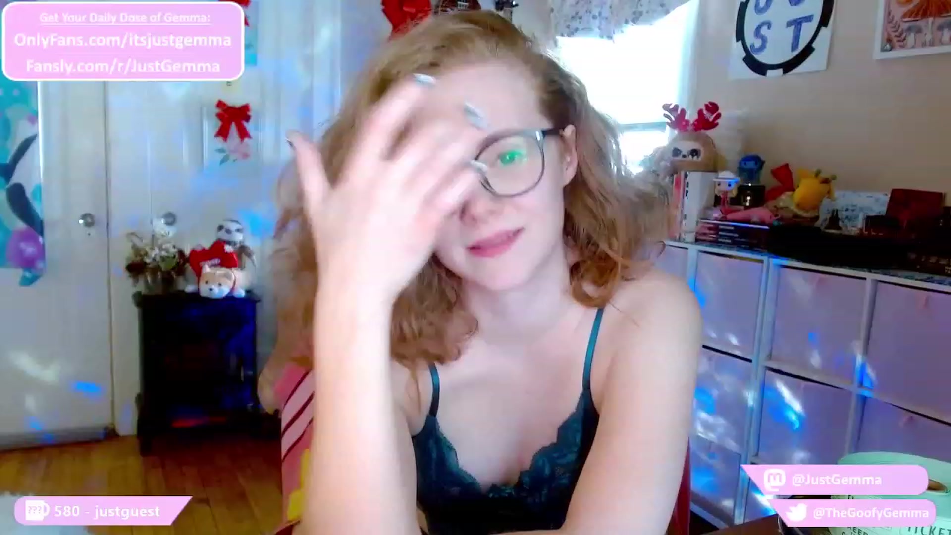 Gallery image thumbnail from JustGemma's myfreecams stream on, 11/29/2023, 18:00 image 8 of 20