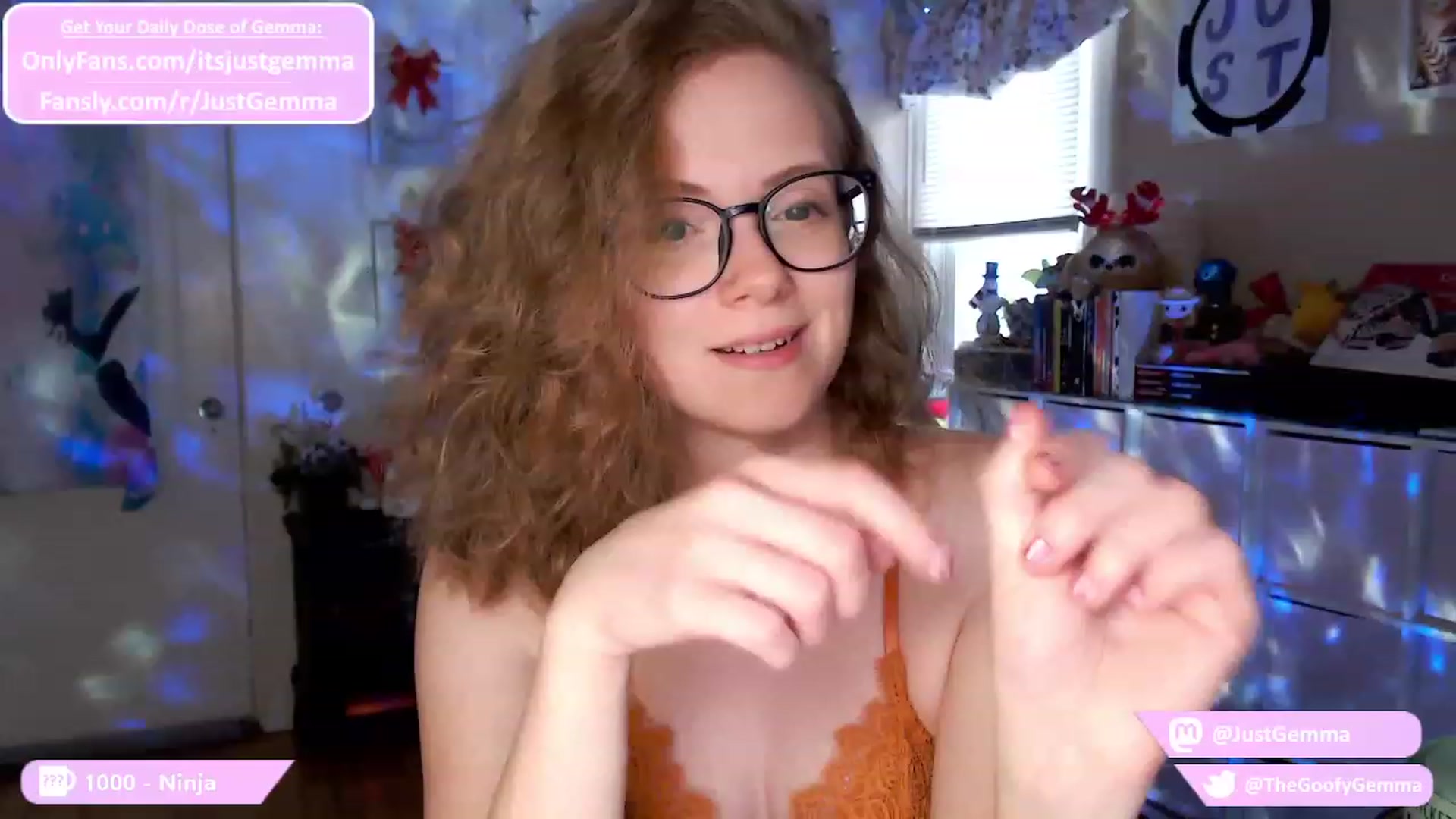 Gallery image thumbnail from JustGemma's myfreecams stream on, 12/05/2023, 17:11 image 13 of 20