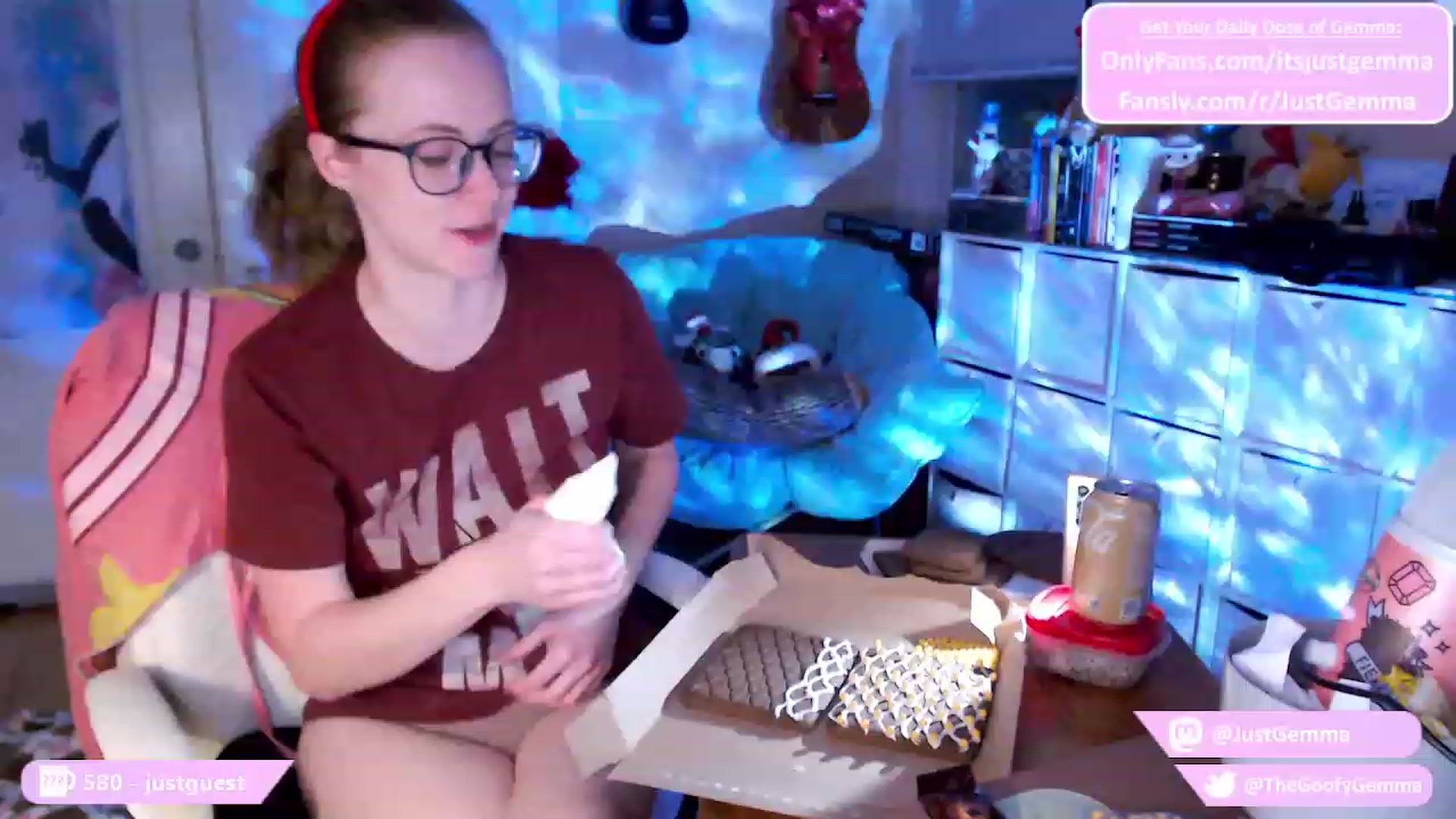 Gallery image thumbnail from JustGemma's myfreecams stream on, 12/09/2023, 01:44 image 17 of 20