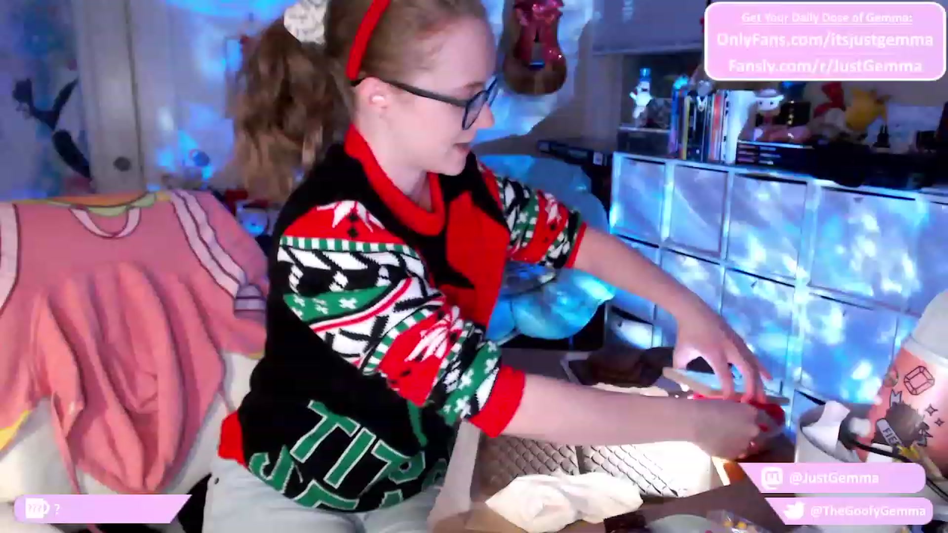 Gallery image thumbnail from JustGemma's myfreecams stream on, 12/09/2023, 01:44 image 3 of 20