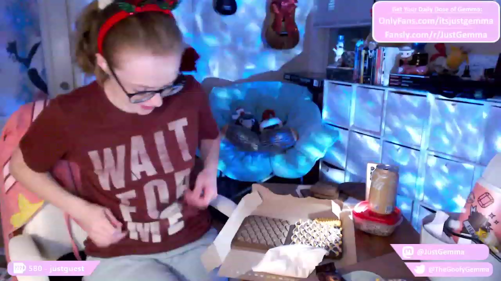 Gallery image thumbnail from JustGemma's myfreecams stream on, 12/09/2023, 01:44 image 13 of 20