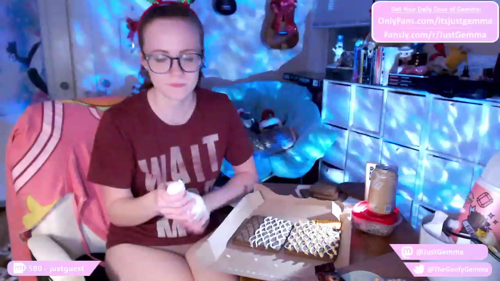 Gallery image thumbnail from JustGemma's myfreecams stream on, 12/09/2023, 01:44 image 20 of 20
