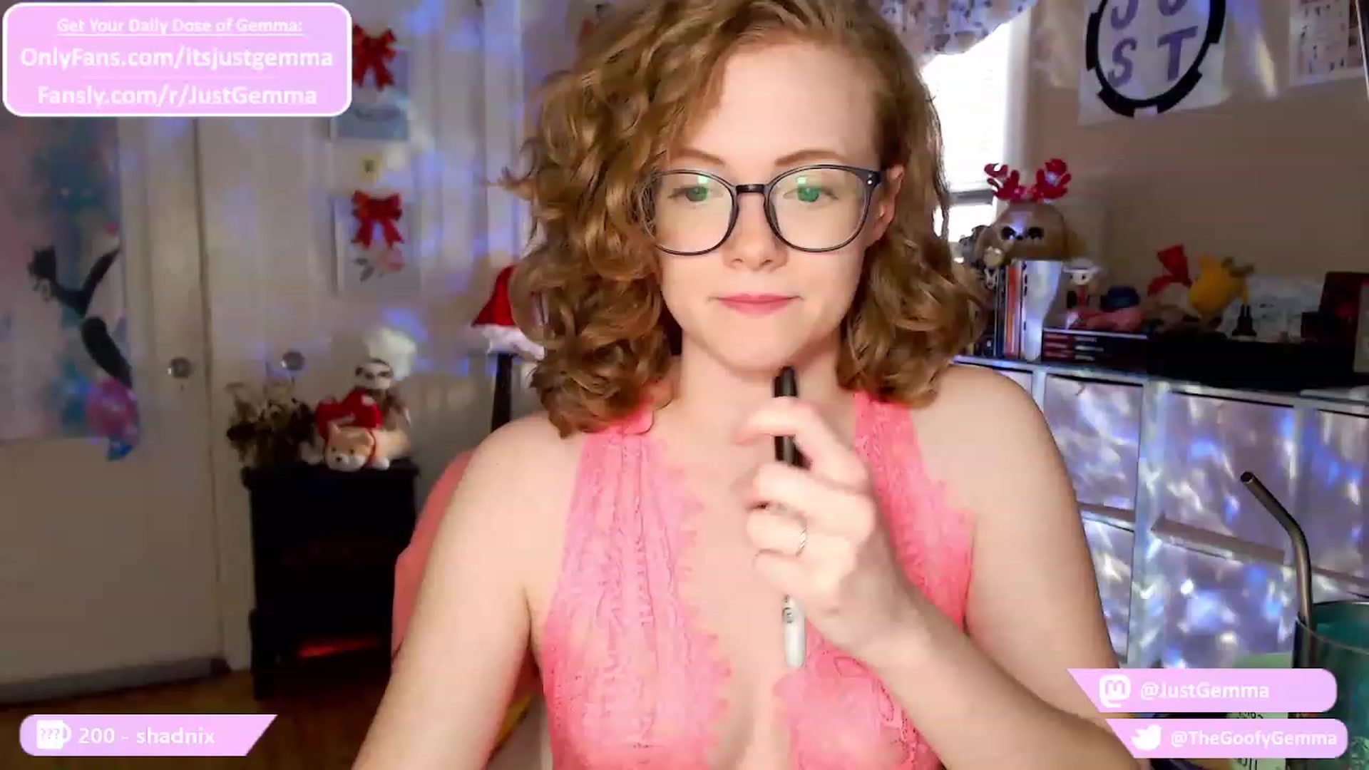 Gallery image thumbnail from JustGemma's myfreecams stream on, 12/13/2023, 17:55 image 13 of 20