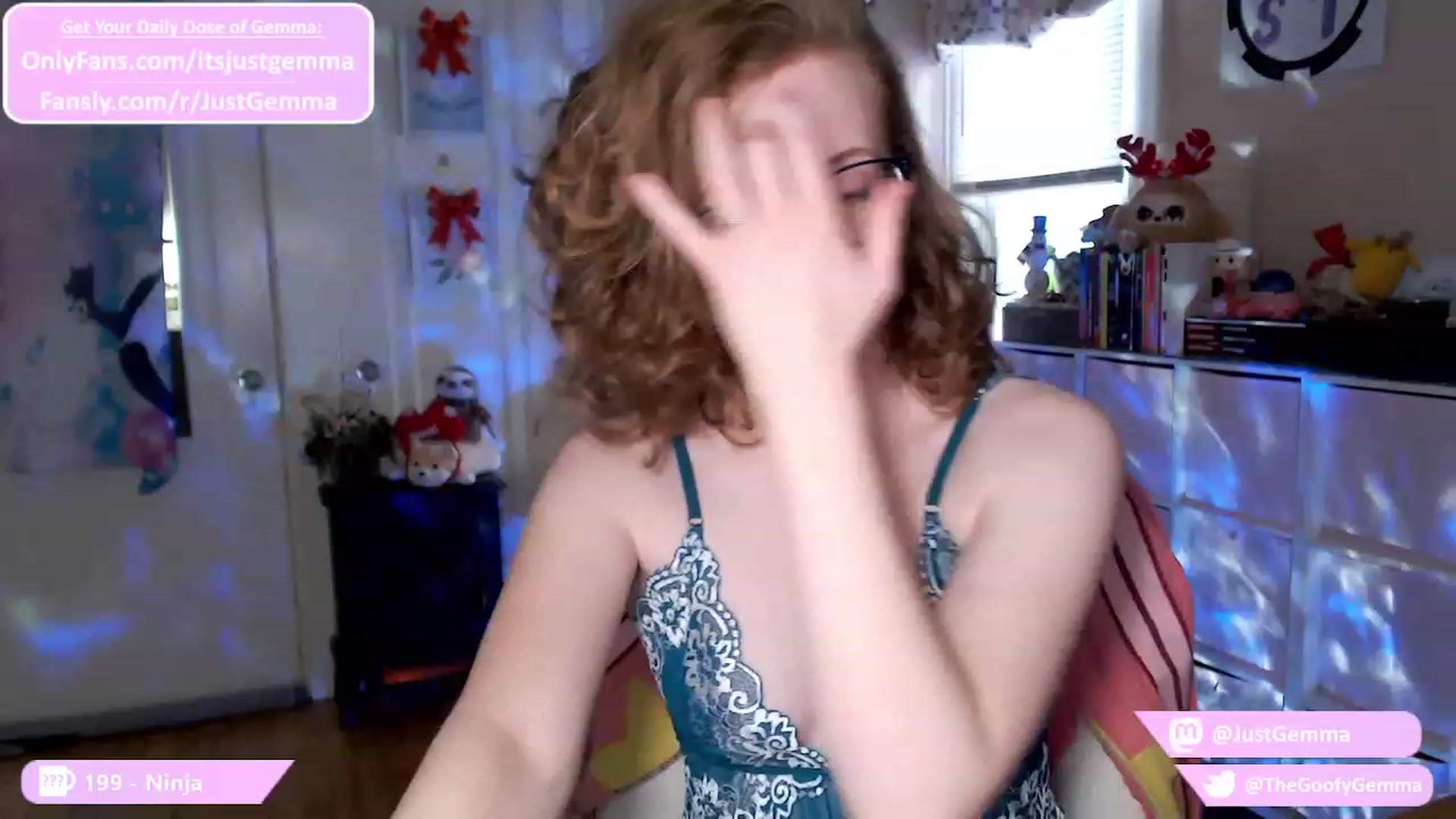 Gallery image thumbnail from JustGemma's myfreecams stream on, 12/26/2023, 18:13 image 11 of 20
