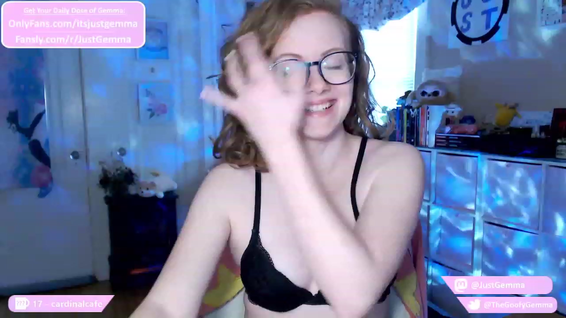Gallery image thumbnail from JustGemma's myfreecams stream on, 01/02/2024, 18:02 image 11 of 20