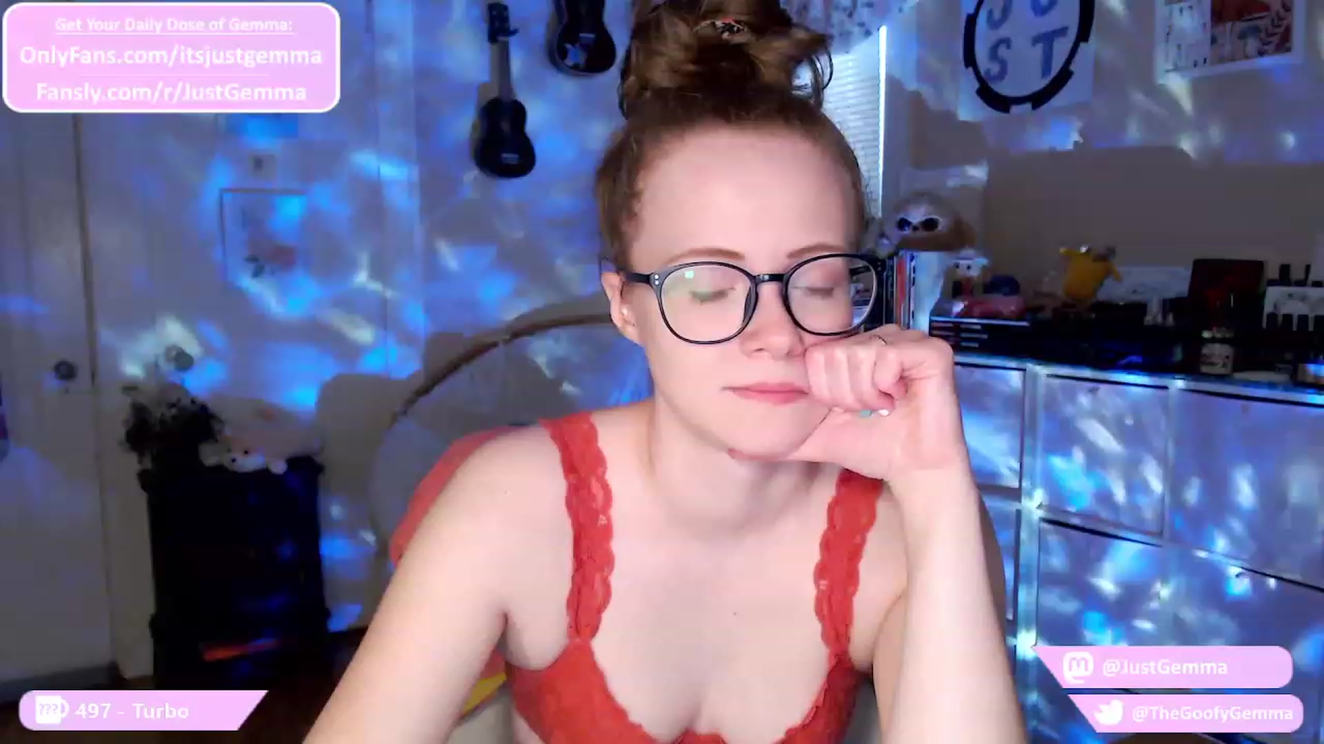 Gallery image thumbnail from JustGemma's myfreecams stream on, 01/03/2024, 18:32 image 9 of 20