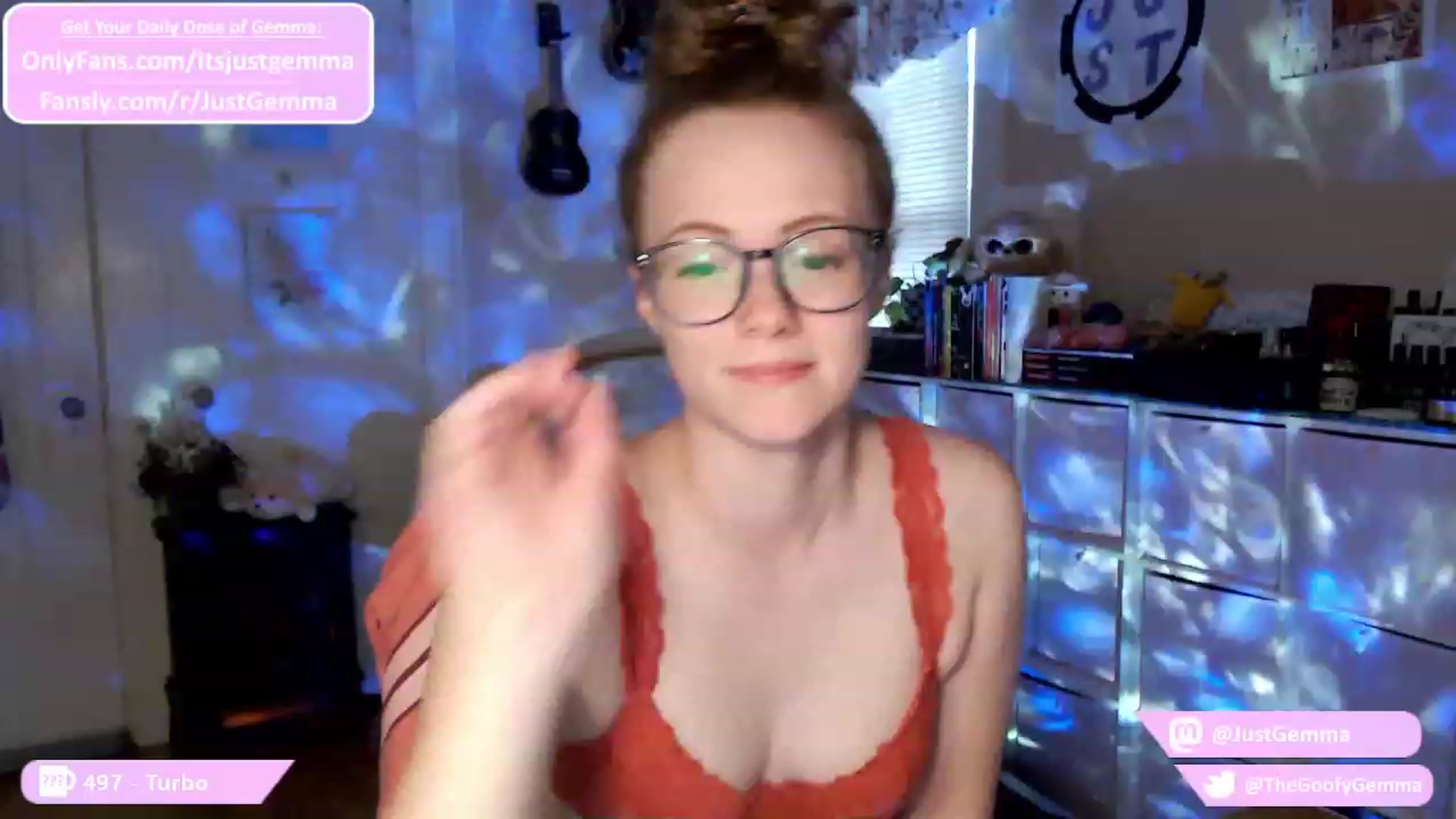 Gallery image thumbnail from JustGemma's myfreecams stream on, 01/03/2024, 18:32 image 17 of 20