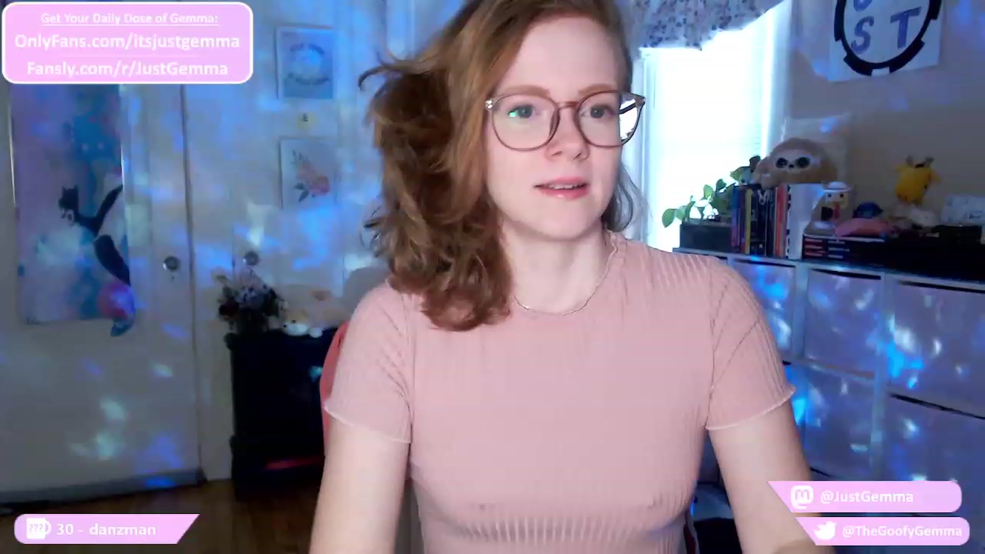 Gallery image thumbnail from JustGemma's myfreecams stream on, 01/23/2024, 17:03 image 10 of 20