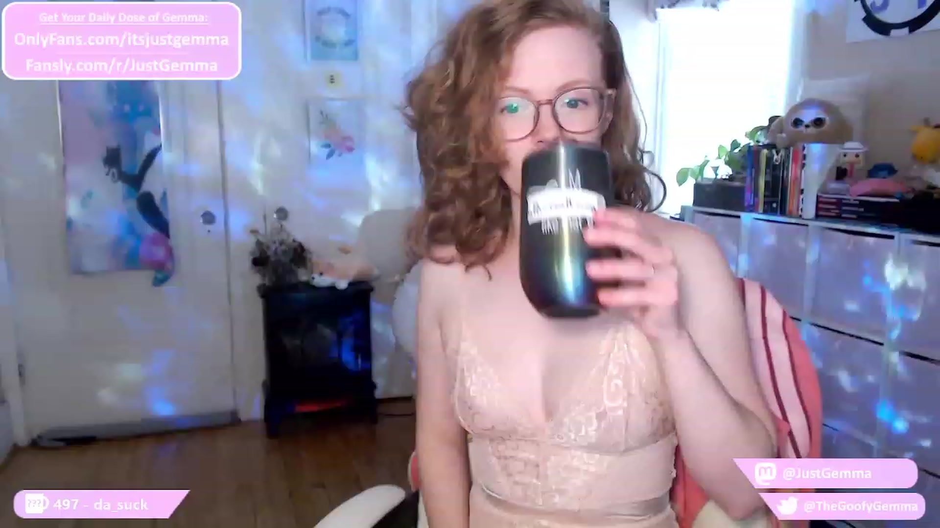 Gallery image thumbnail from JustGemma's myfreecams stream on, 01/24/2024, 18:02 image 13 of 20