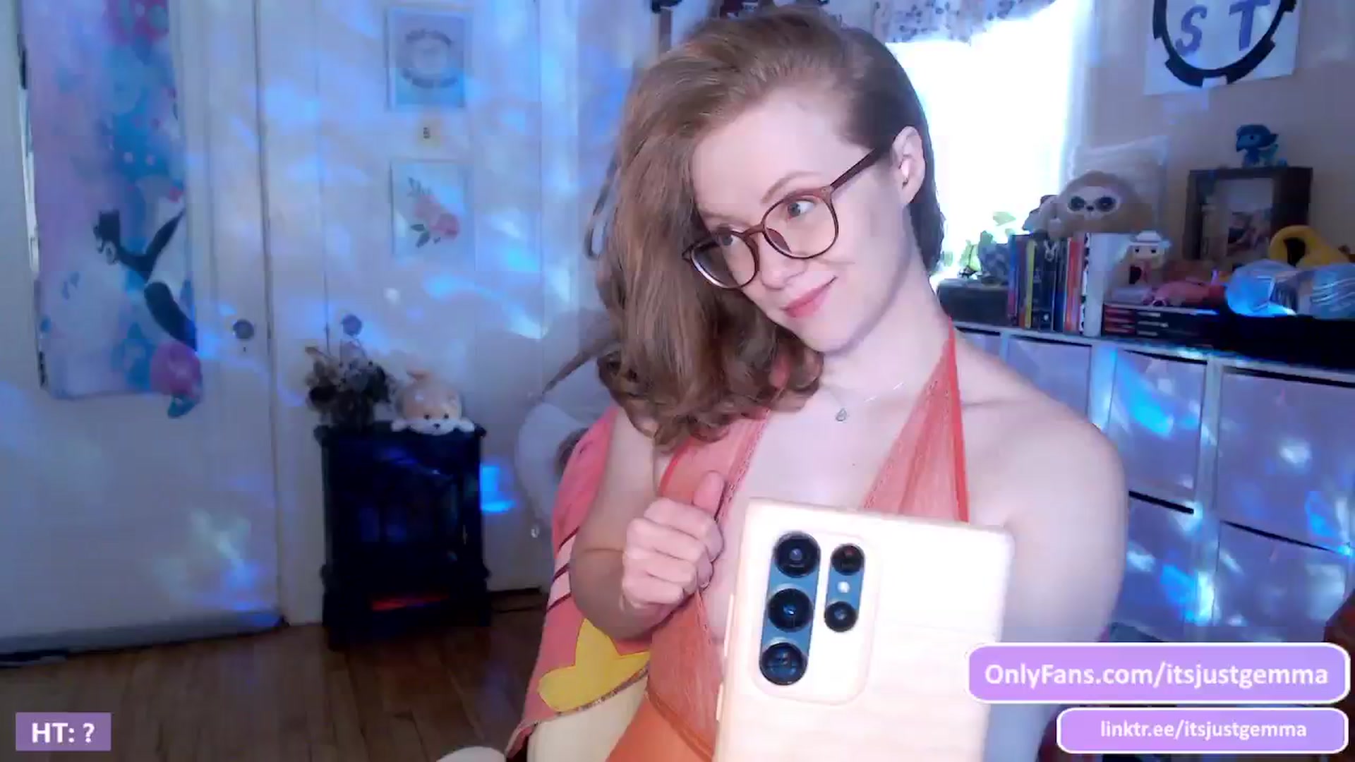 Gallery image thumbnail from JustGemma's myfreecams stream on, 02/20/2024, 19:01 image 1 of 20