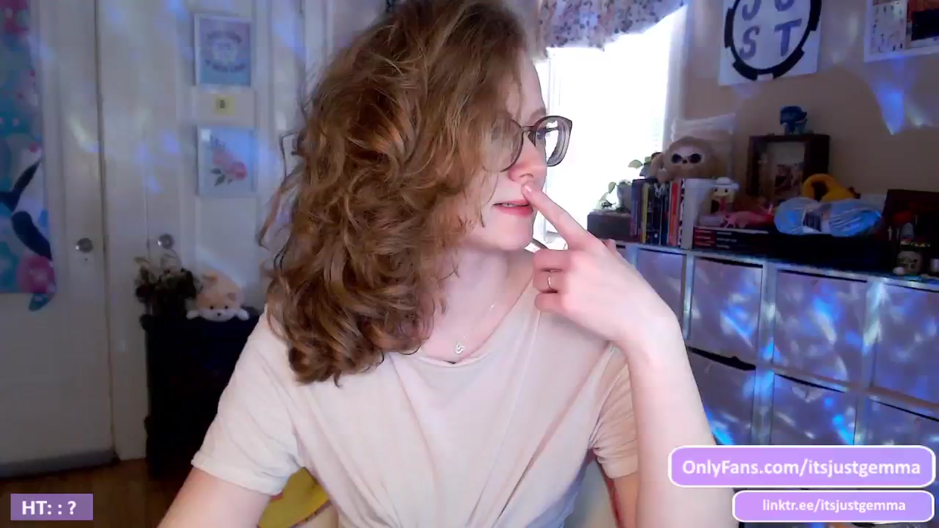 Gallery image thumbnail from JustGemma's myfreecams stream on, 02/27/2024, 18:08 image 18 of 20