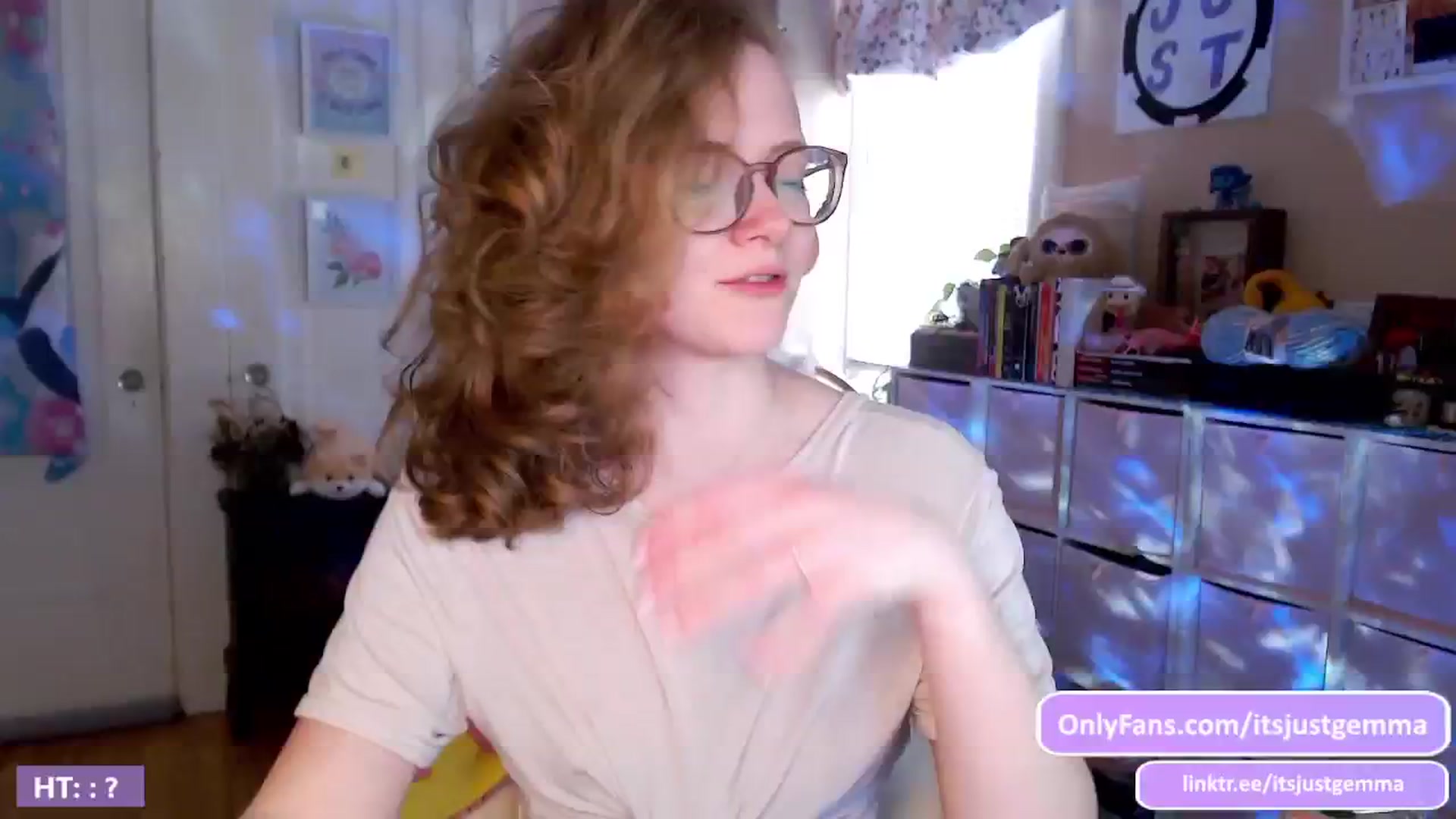 Gallery image thumbnail from JustGemma's myfreecams stream on, 02/27/2024, 18:08 image 17 of 20