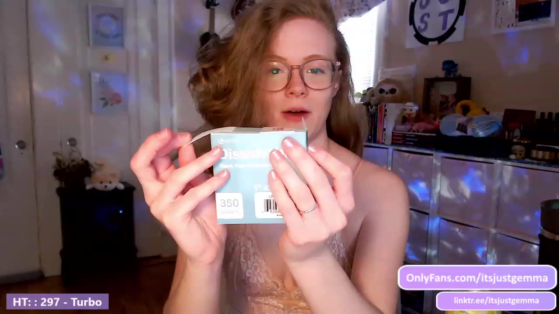 Gallery image thumbnail from JustGemma's myfreecams stream on, 02/28/2024, 19:03 image 15 of 20