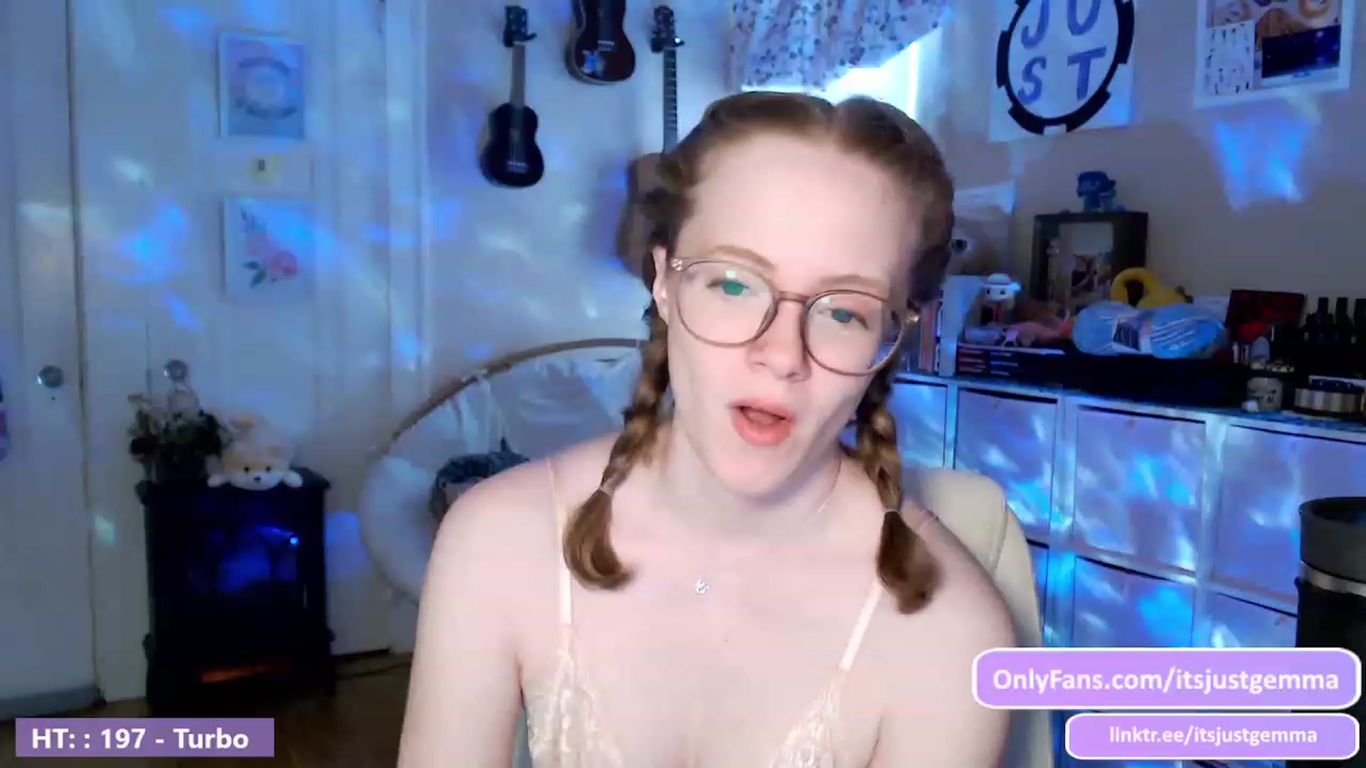 Gallery image thumbnail from JustGemma's myfreecams stream on, 02/28/2024, 19:03 image 1 of 20