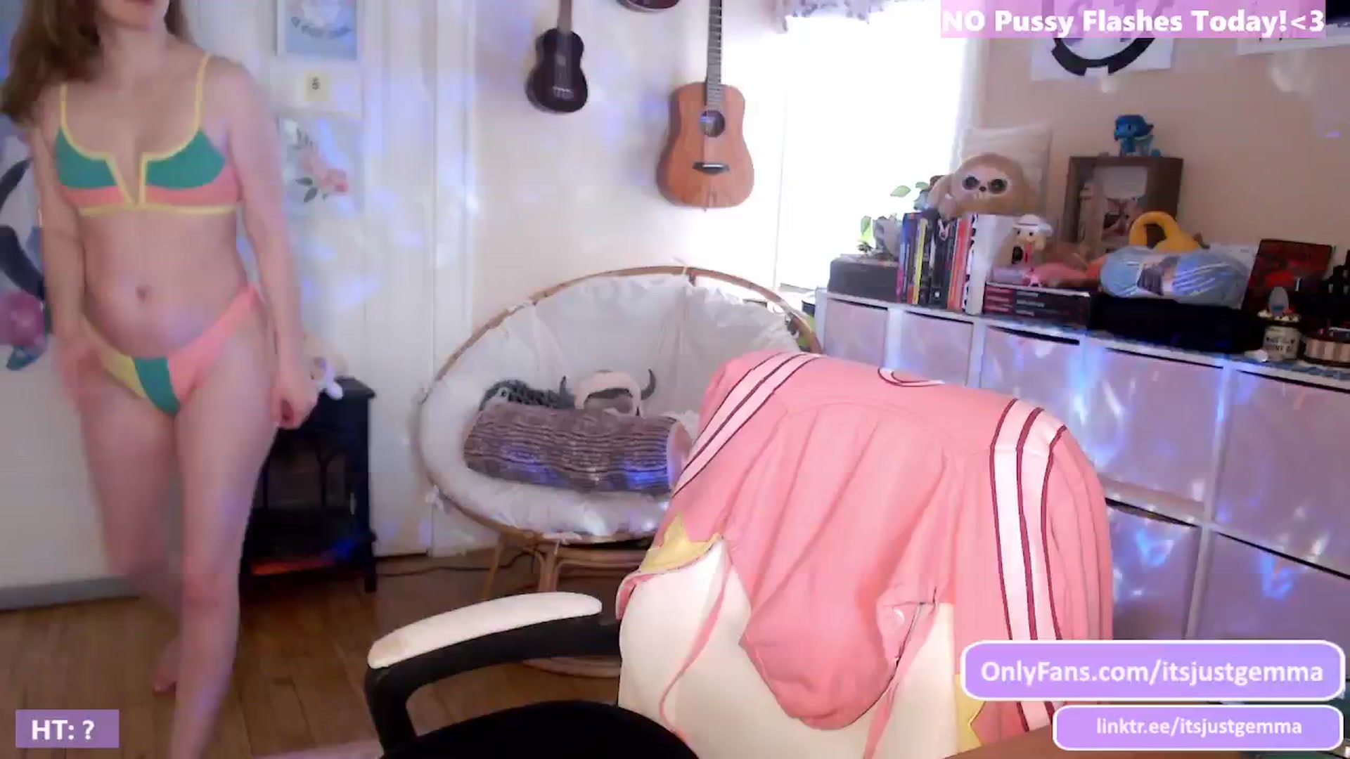 Gallery image thumbnail from JustGemma's myfreecams stream on, 03/19/2024, 17:04 image 2 of 20