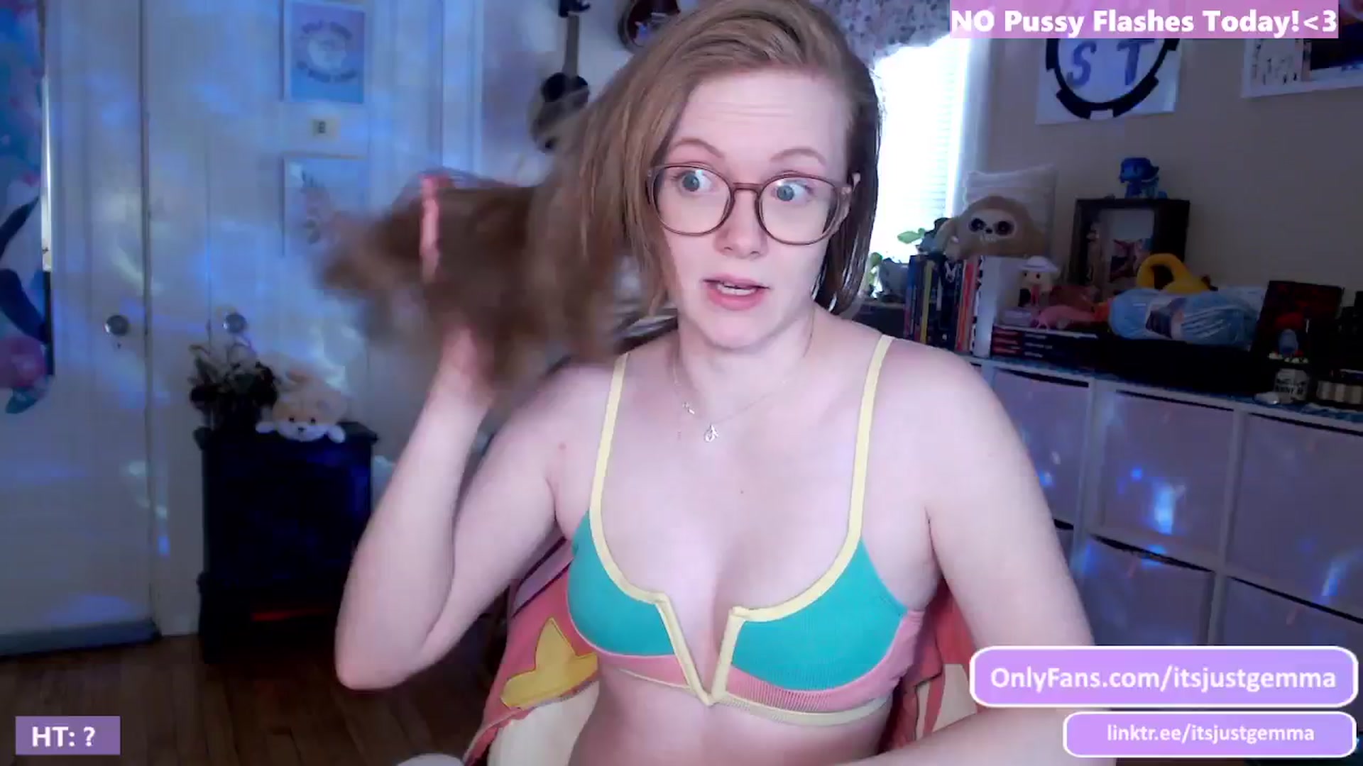 Gallery image thumbnail from JustGemma's myfreecams stream on, 03/19/2024, 17:04 image 6 of 20