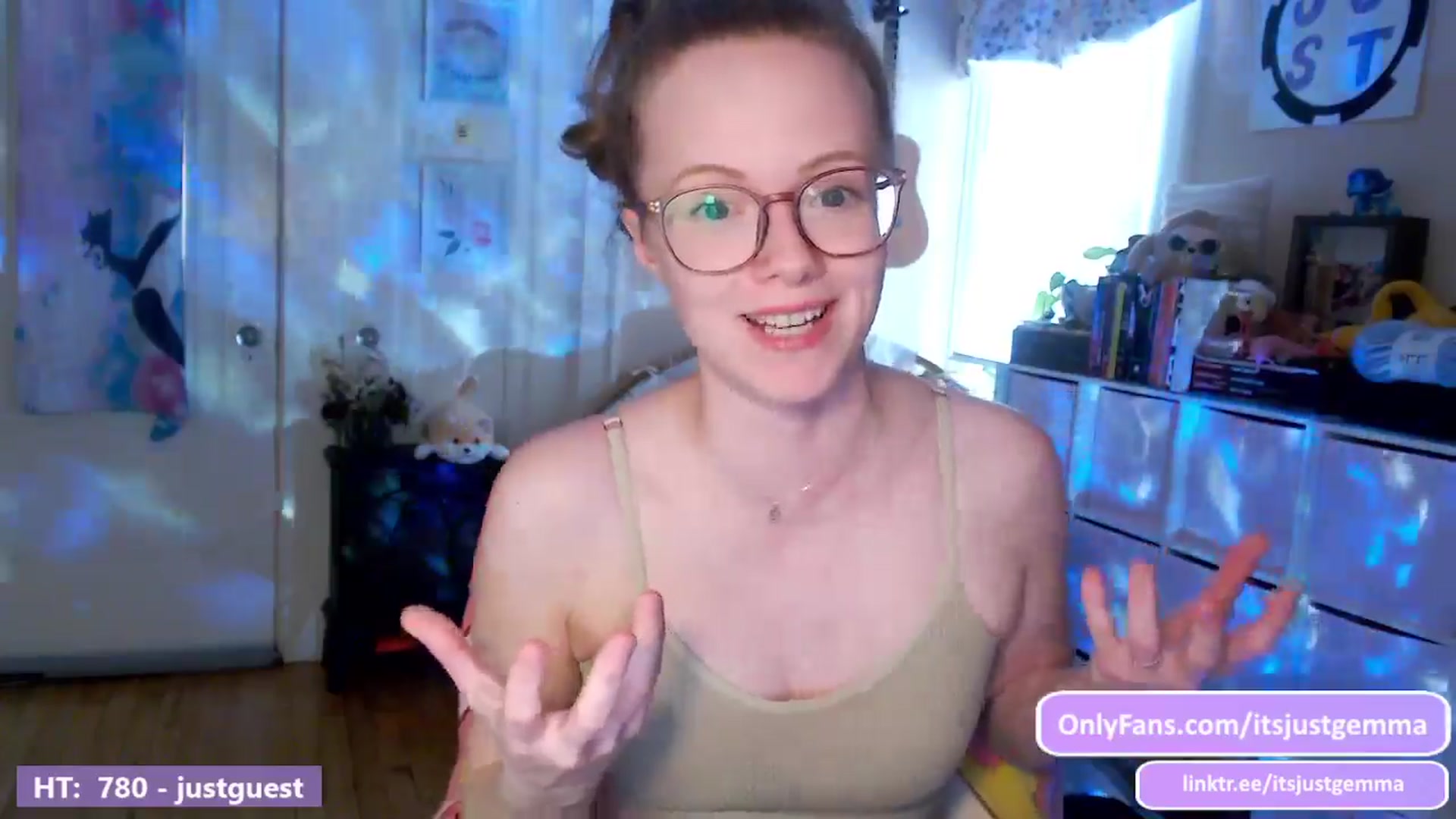 Gallery image thumbnail from JustGemma's myfreecams stream on, 04/02/2024, 17:03 image 17 of 20