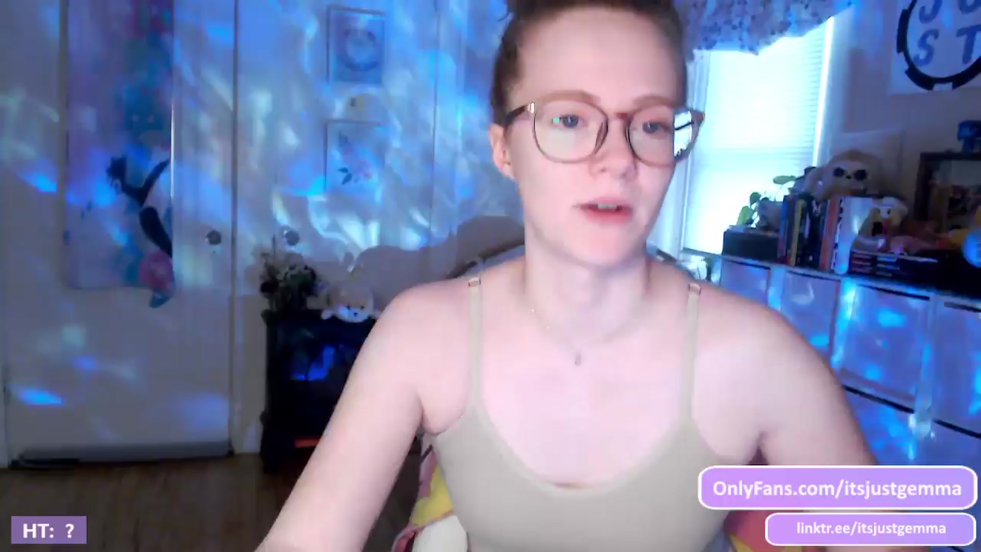 Gallery image thumbnail from JustGemma's myfreecams stream on, 04/02/2024, 17:03 image 2 of 20