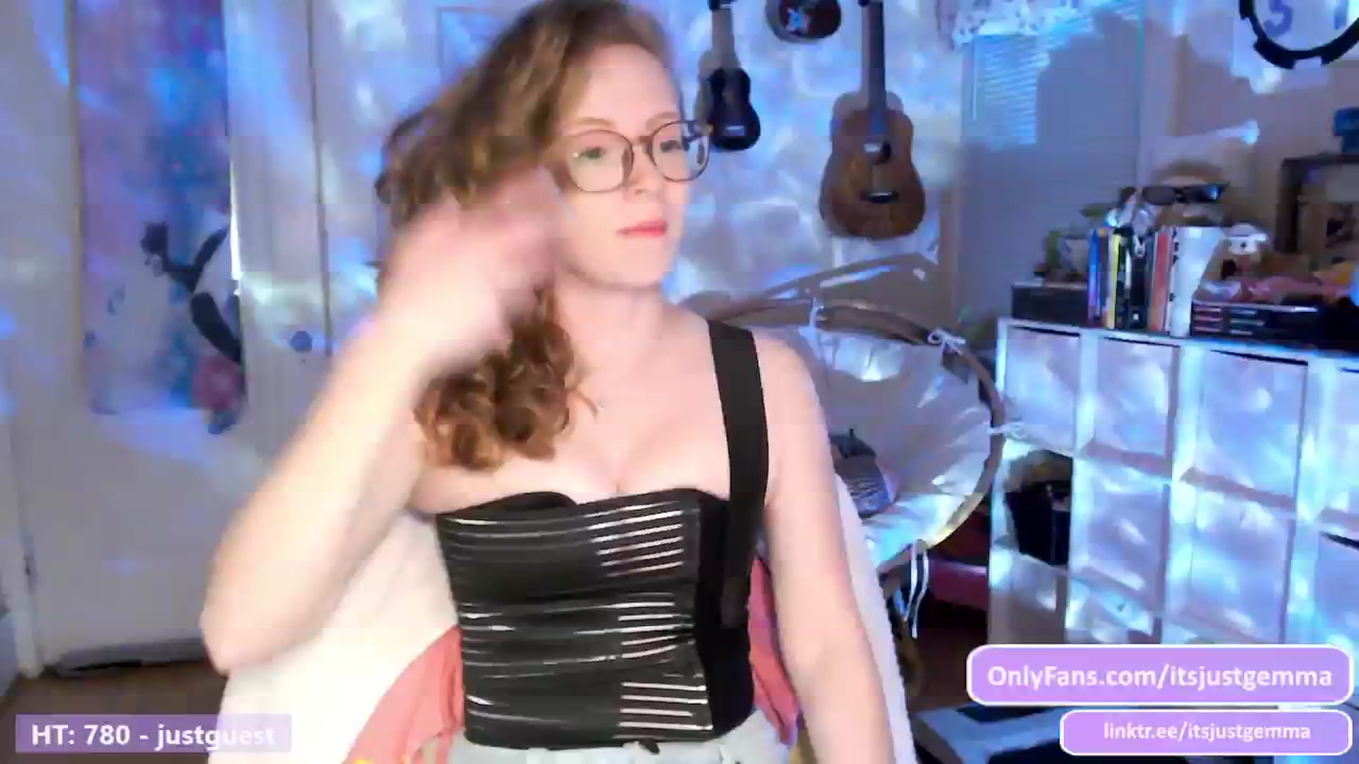 Gallery image thumbnail from JustGemma's myfreecams stream on, 05/07/2024, 02:04 image 12 of 20