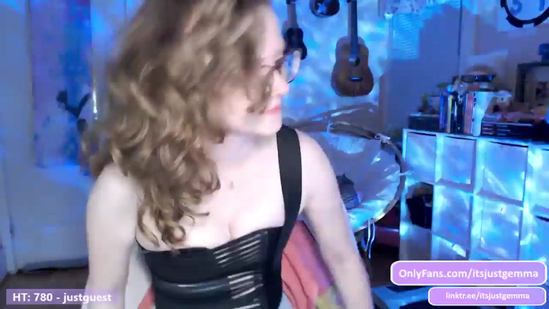 Gallery image thumbnail from JustGemma's myfreecams stream on, 05/07/2024, 02:04 image 13 of 20