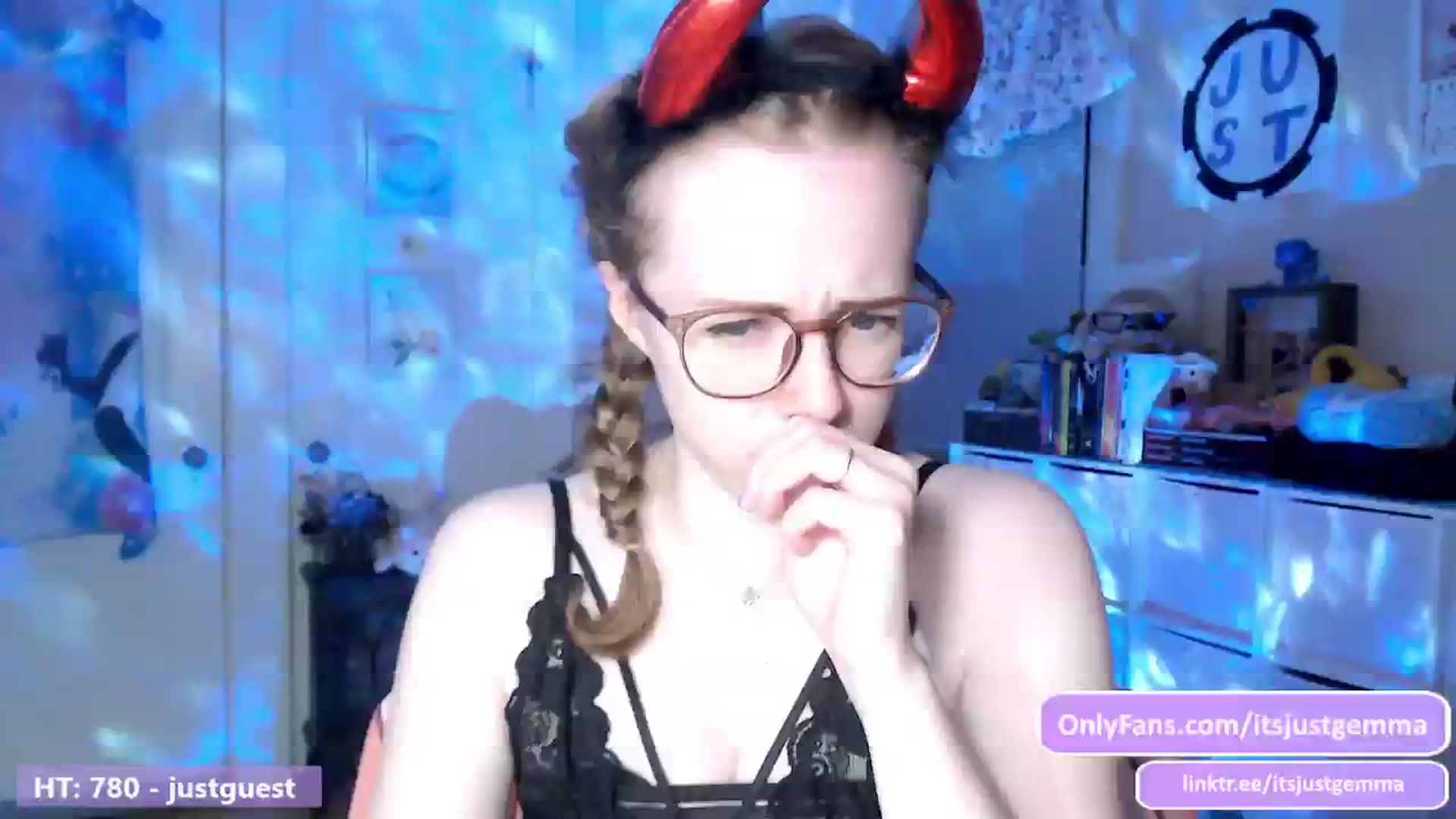 Gallery image thumbnail from JustGemma's myfreecams stream on, 05/11/2024, 02:04 image 15 of 20