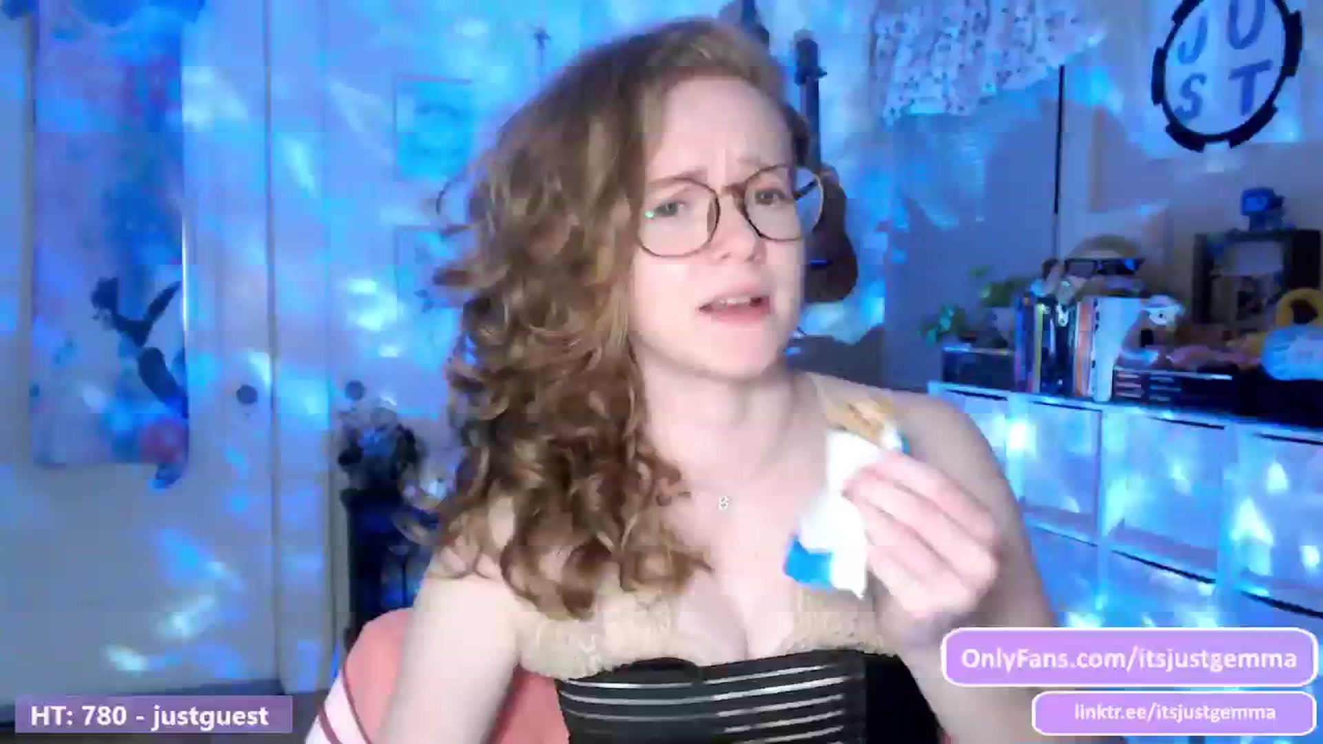 Gallery image thumbnail from JustGemma's myfreecams stream on, 05/14/2024, 02:03 image 19 of 20