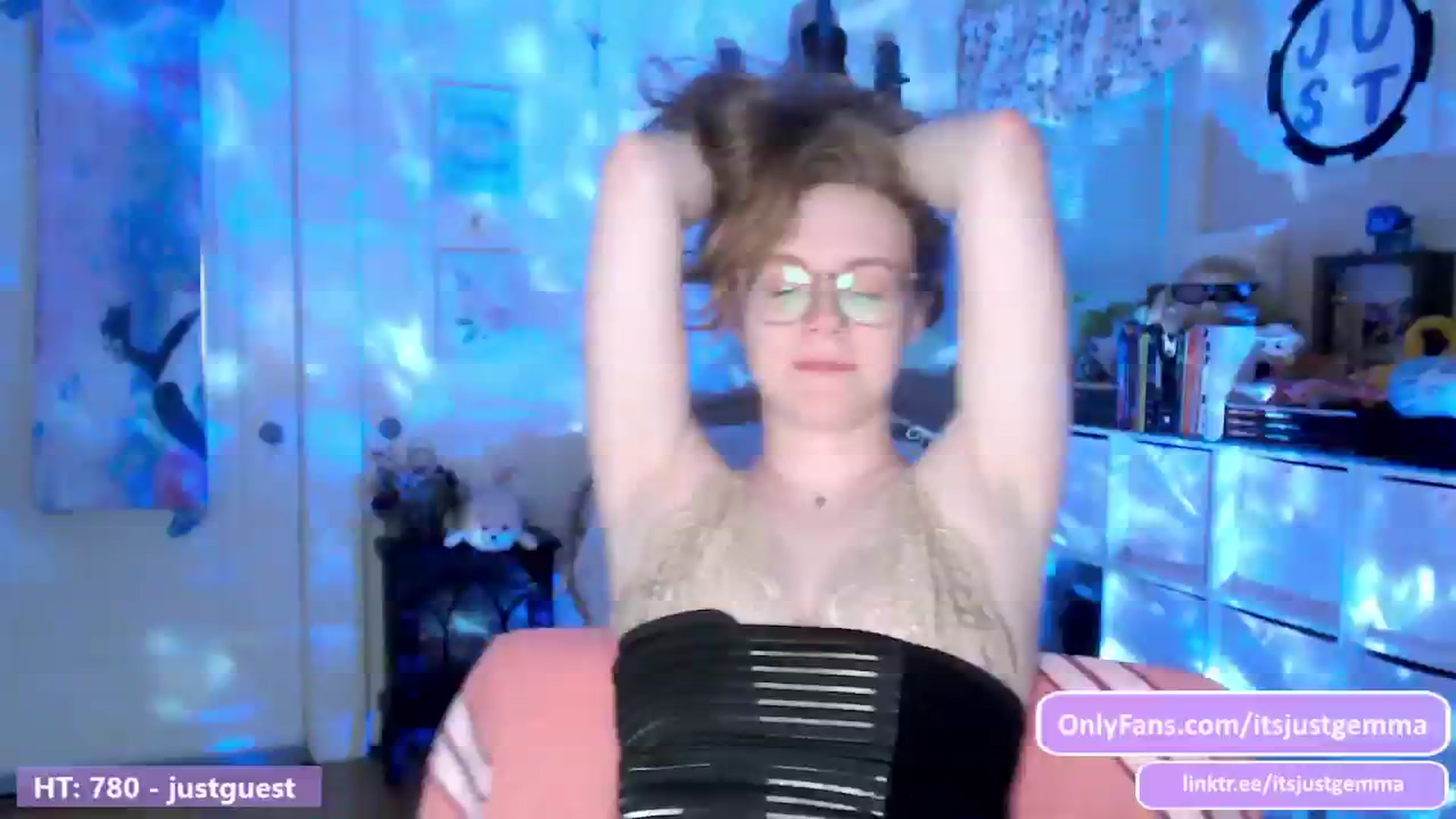 Gallery image thumbnail from JustGemma's myfreecams stream on, 05/14/2024, 02:03 image 12 of 20