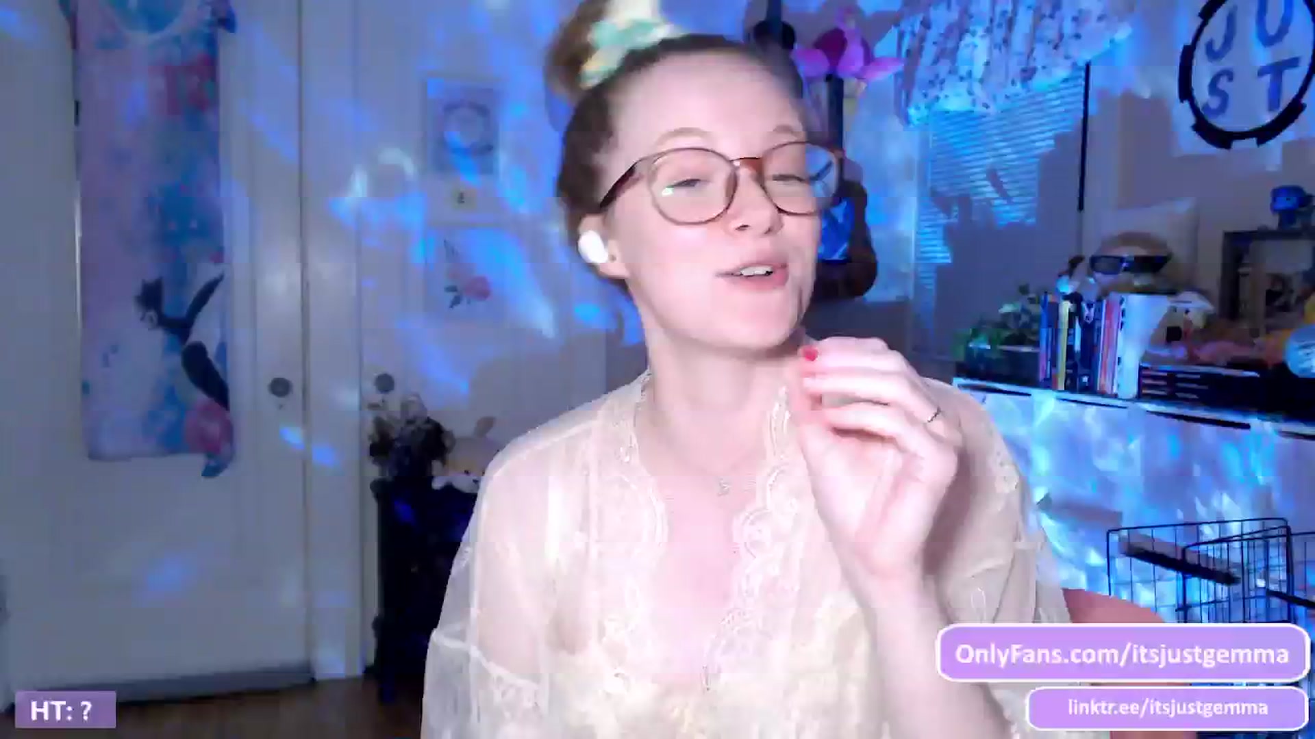 Gallery image thumbnail from JustGemma's myfreecams stream on, 05/25/2024, 02:20 image 20 of 20