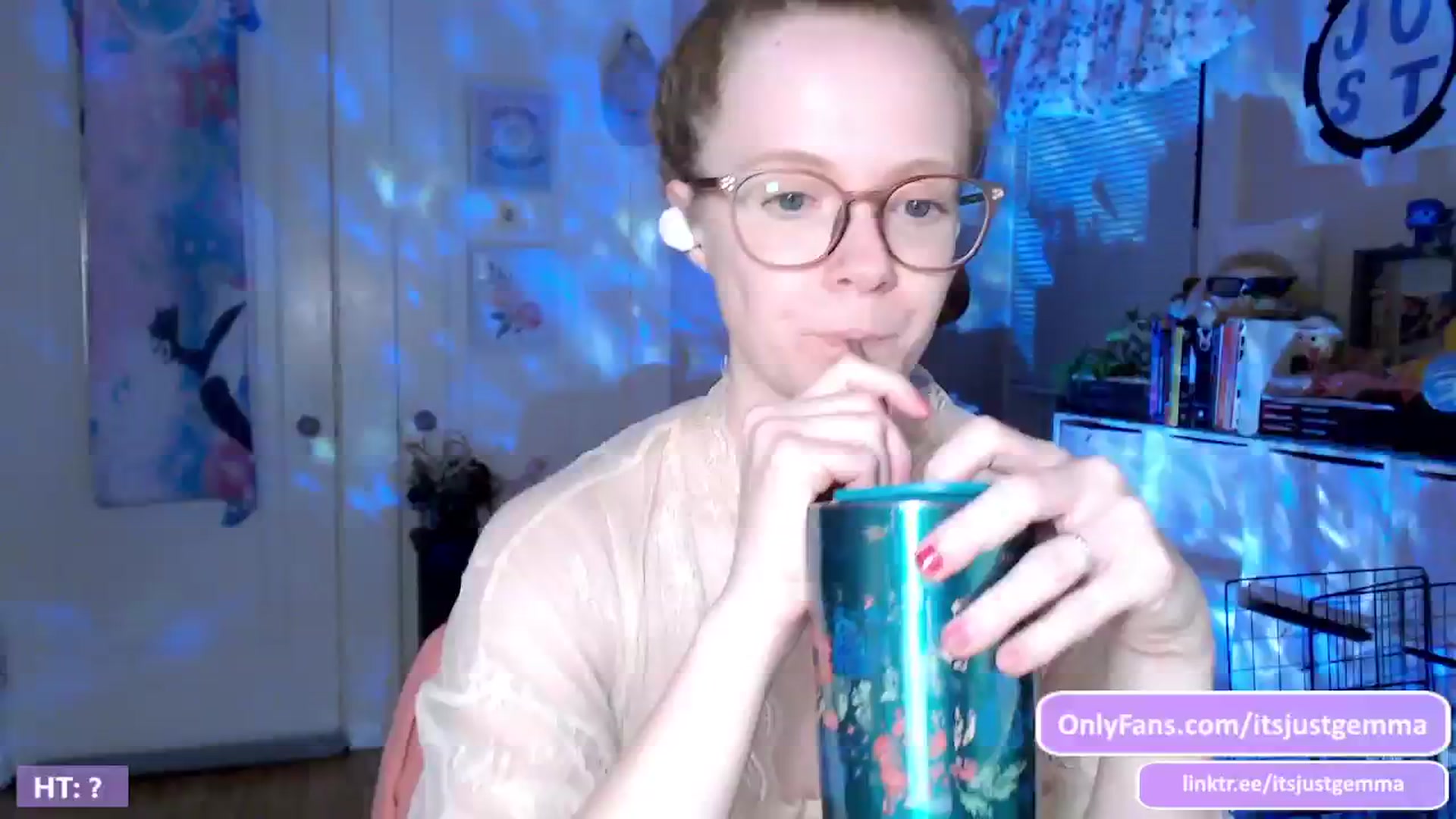 Gallery image thumbnail from JustGemma's myfreecams stream on, 05/25/2024, 02:20 image 8 of 20