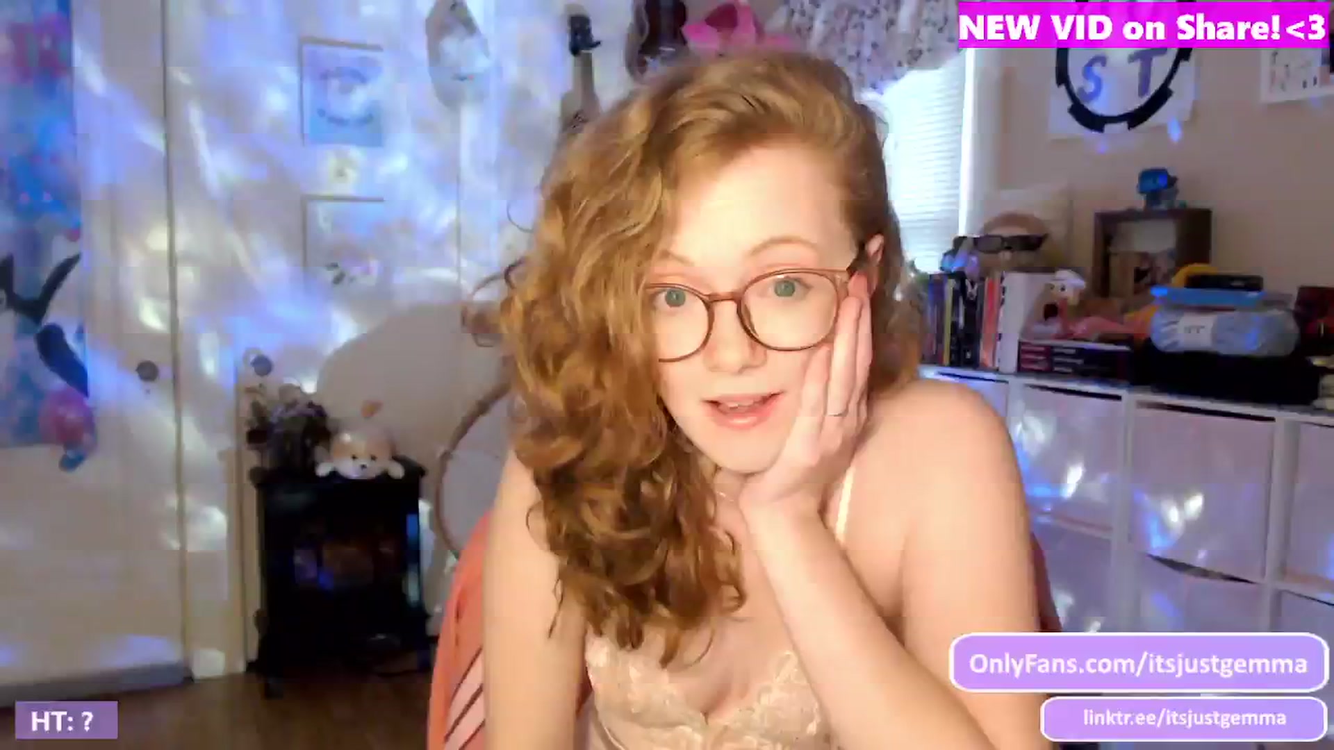 Gallery image thumbnail from JustGemma's myfreecams stream on, 05/29/2024, 24:18 image 20 of 20