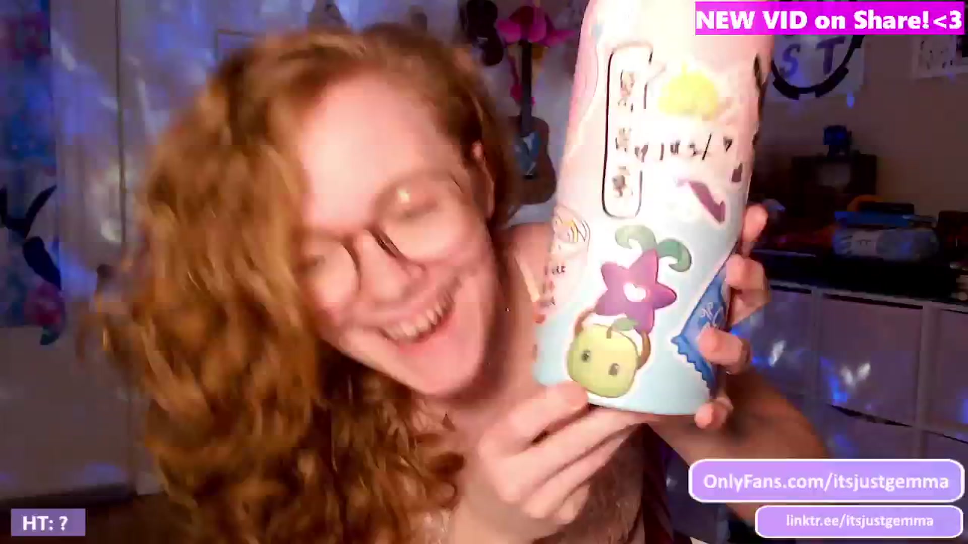 Gallery image thumbnail from JustGemma's myfreecams stream on, 05/29/2024, 24:18 image 4 of 20