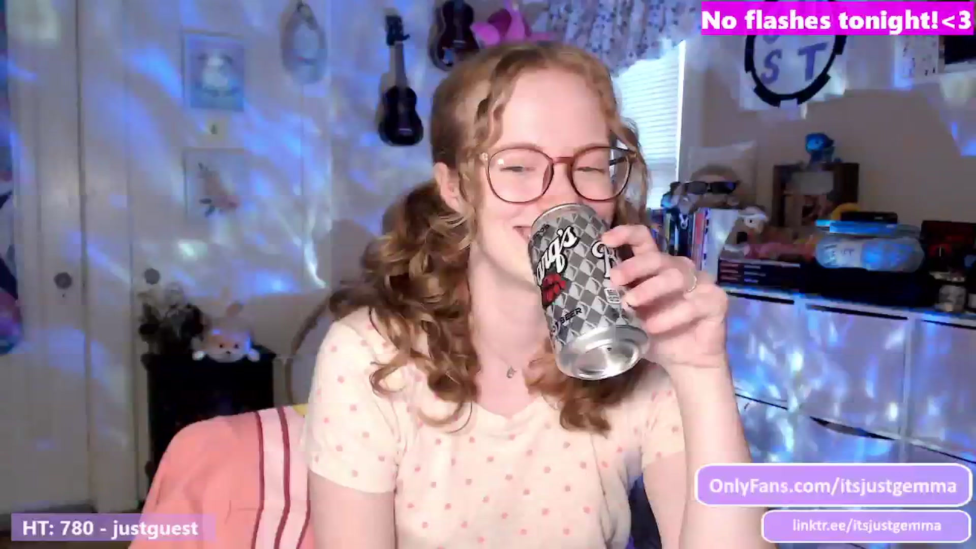 Gallery image thumbnail from JustGemma's myfreecams stream on, 06/01/2024, 02:03 image 6 of 20