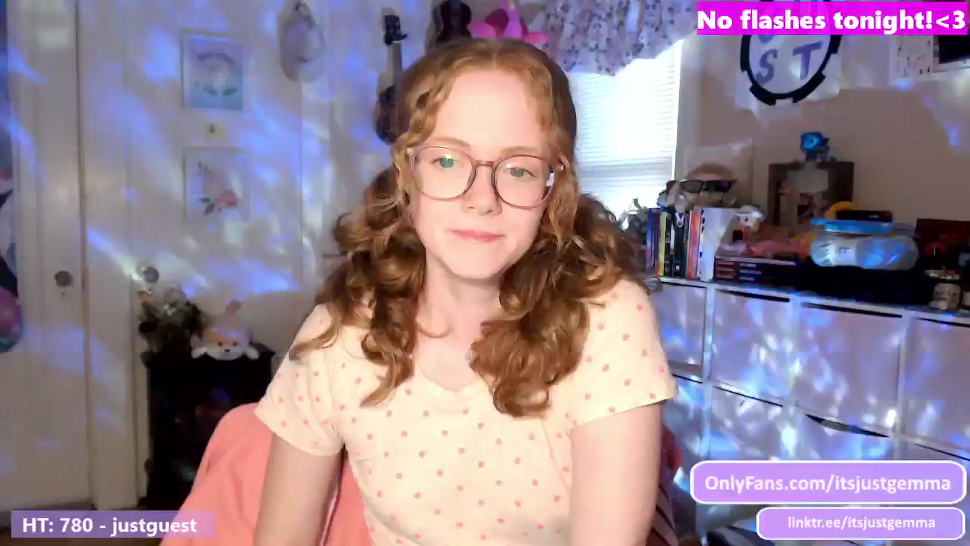 Gallery image thumbnail from JustGemma's myfreecams stream on, 06/01/2024, 02:03 image 5 of 20