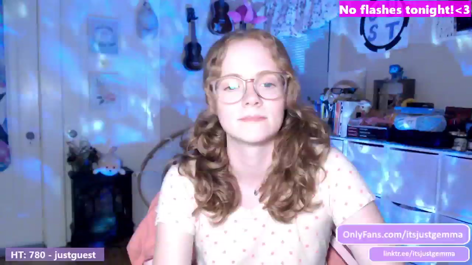 Gallery image thumbnail from JustGemma's myfreecams stream on, 06/01/2024, 02:03 image 16 of 20
