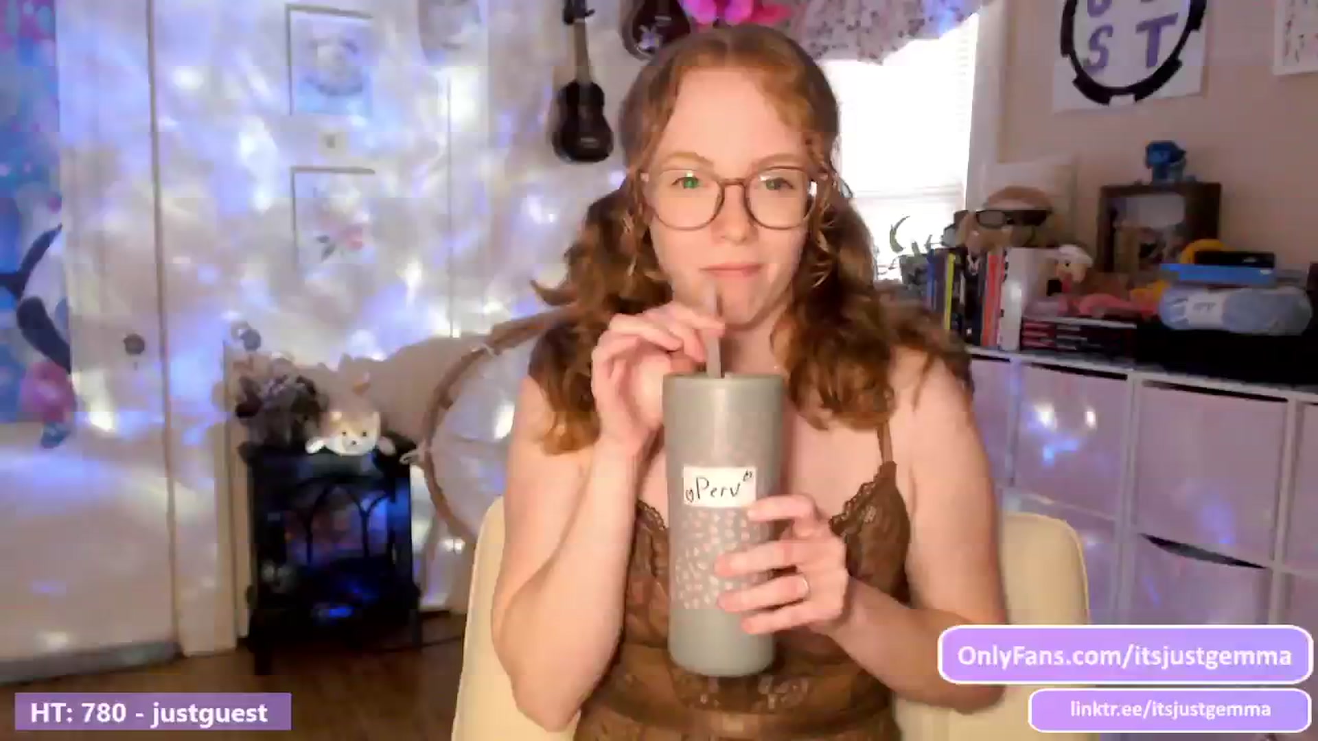 Gallery image thumbnail from JustGemma's myfreecams stream on, 06/04/2024, 02:06 image 8 of 20
