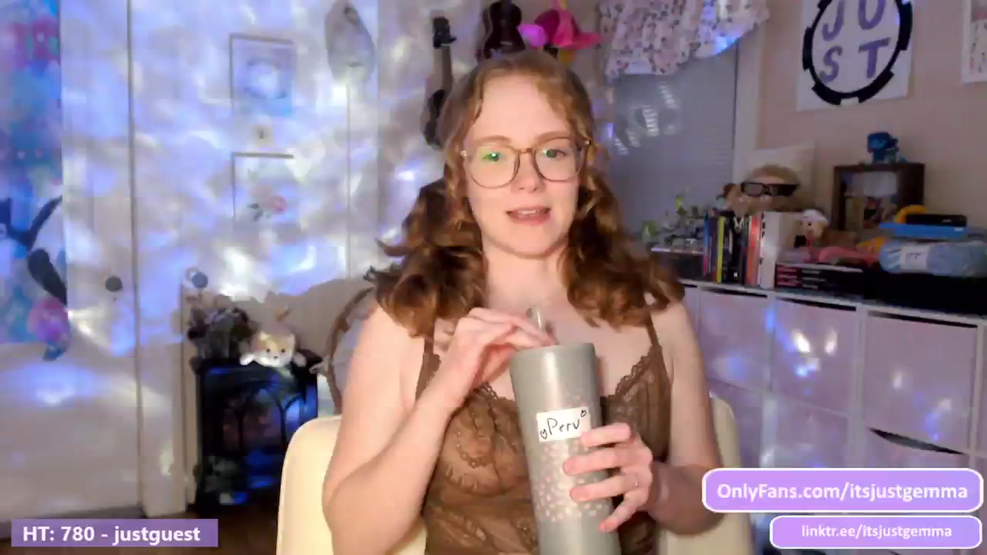 Gallery image thumbnail from JustGemma's myfreecams stream on, 06/04/2024, 02:06 image 16 of 20